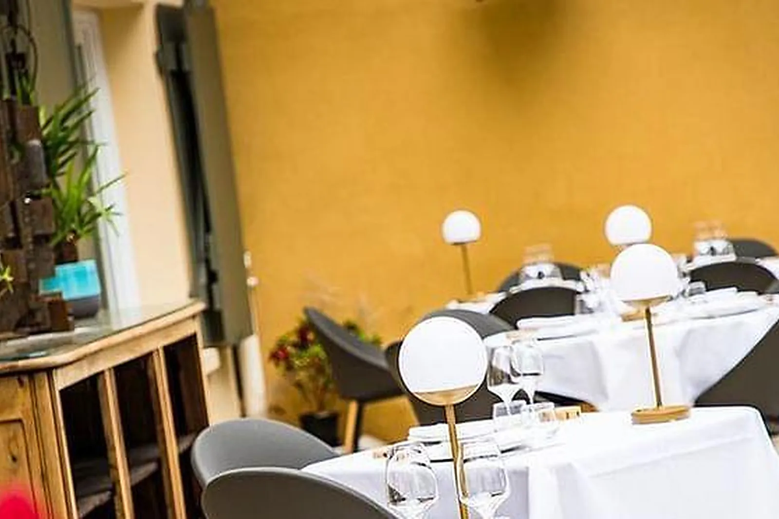 Lieux événementiels, HÔTEL-RESTAURANT LA HUCHETTE