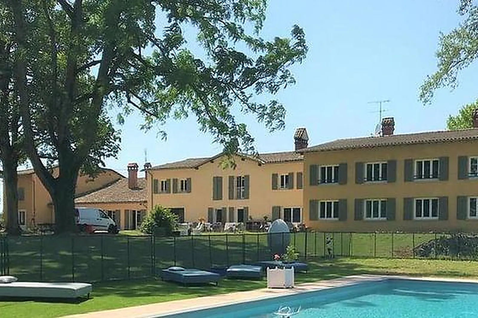 Lieux événementiels, HÔTEL-RESTAURANT LA HUCHETTE