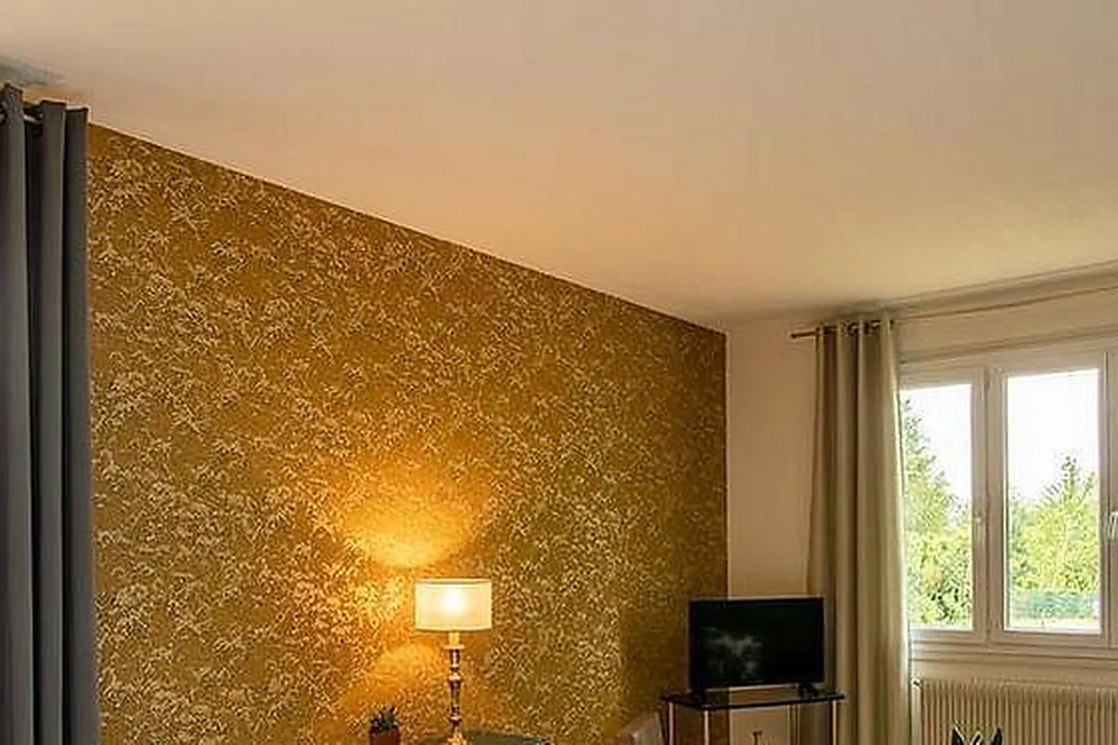 Lieux événementiels, HÔTEL-RESTAURANT LA HUCHETTE