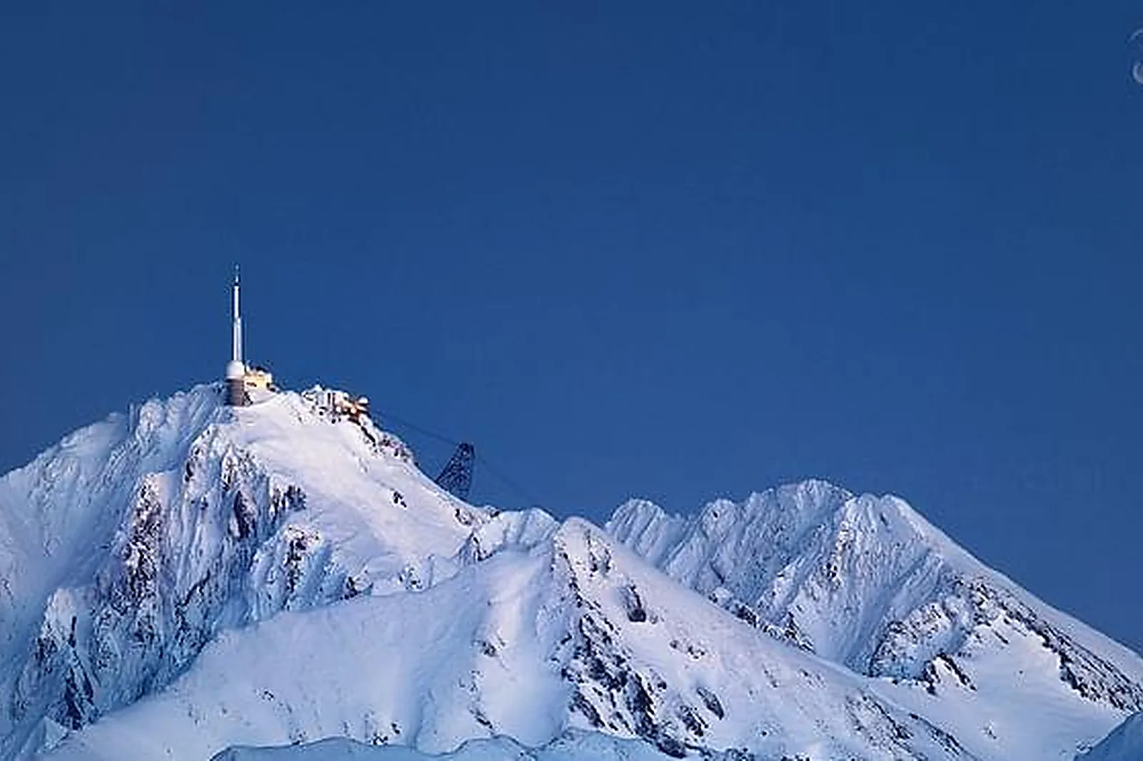 Lieux événementiels, HÔTEL RESTAURANT LA MANDIA