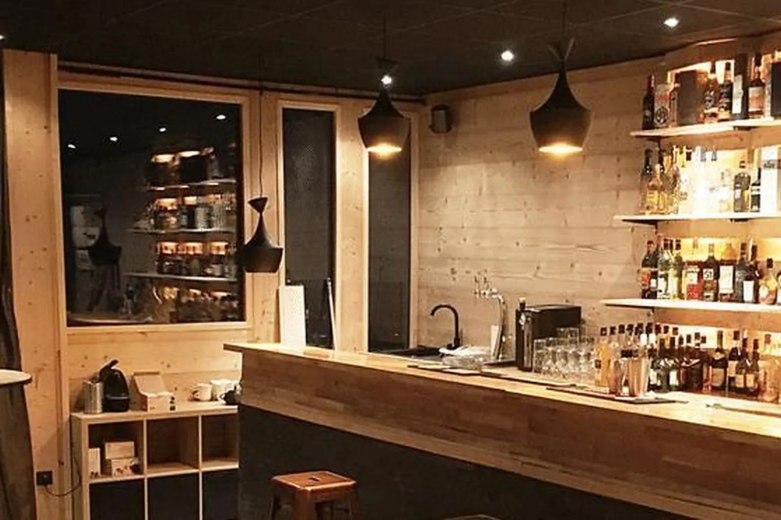 Lieux événementiels, HÔTEL RESTAURANT LA MANDIA