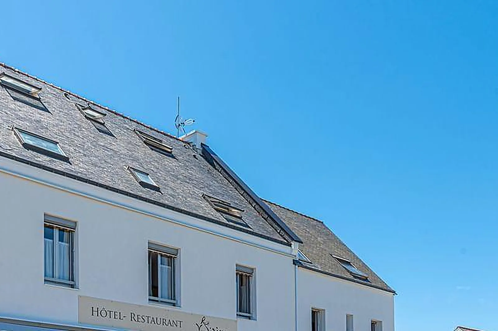 Lieux événementiels, HÔTEL RESTAURANT LA SIRENE À HOUAT
