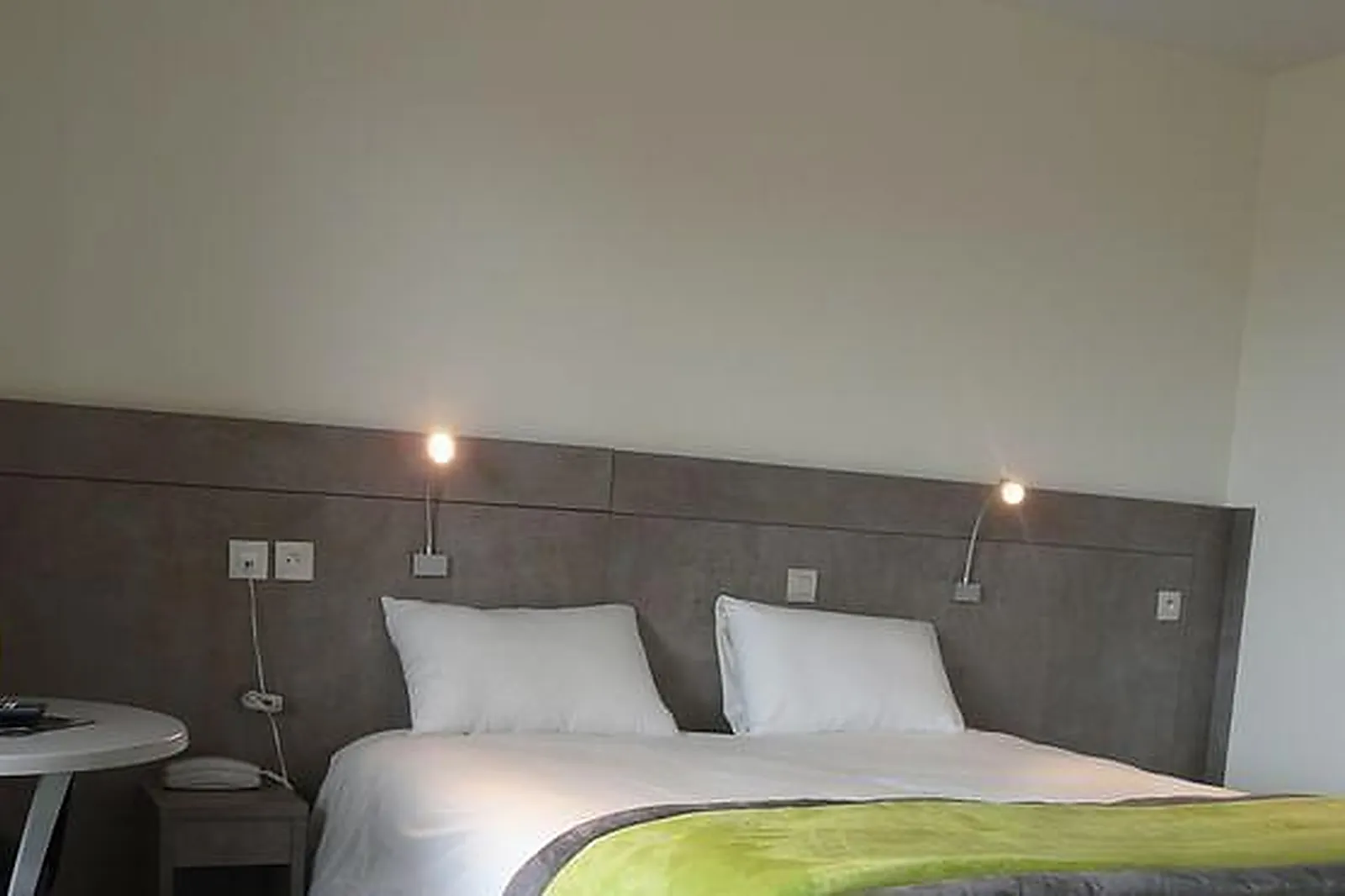 Lieux événementiels, HÔTEL RESTAURANT LE CHATARD