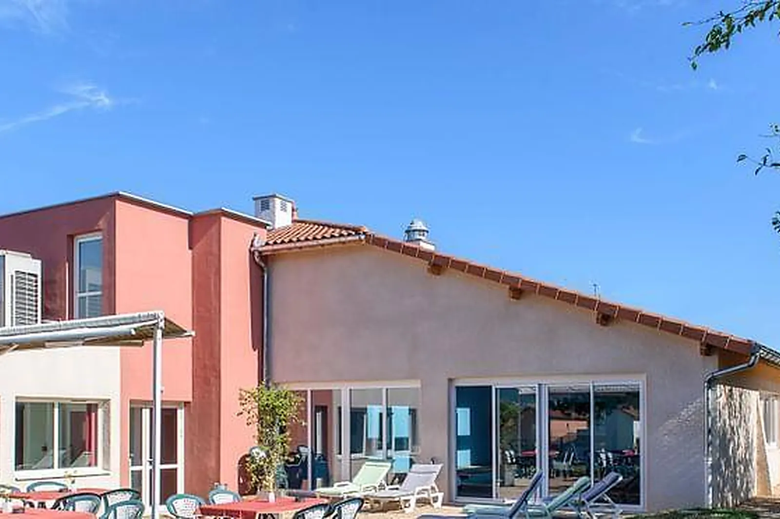 Lieux événementiels, HÔTEL RESTAURANT LE CHATARD