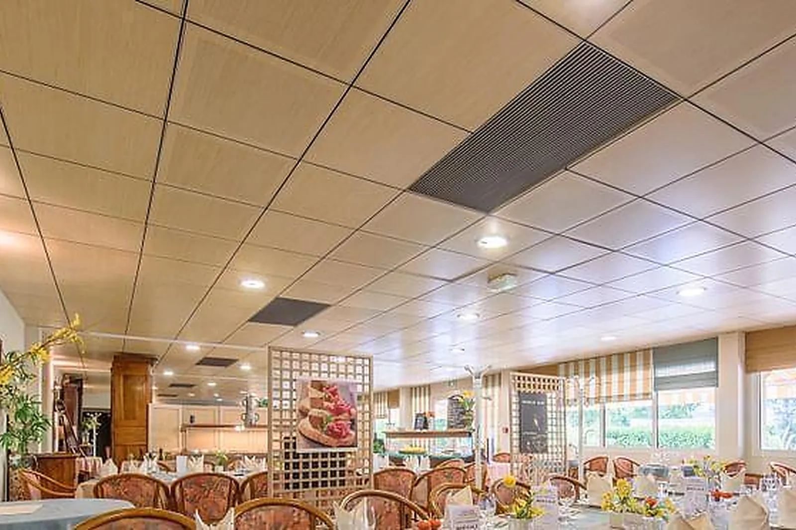 Lieux événementiels, HÔTEL RESTAURANT LE CHATARD