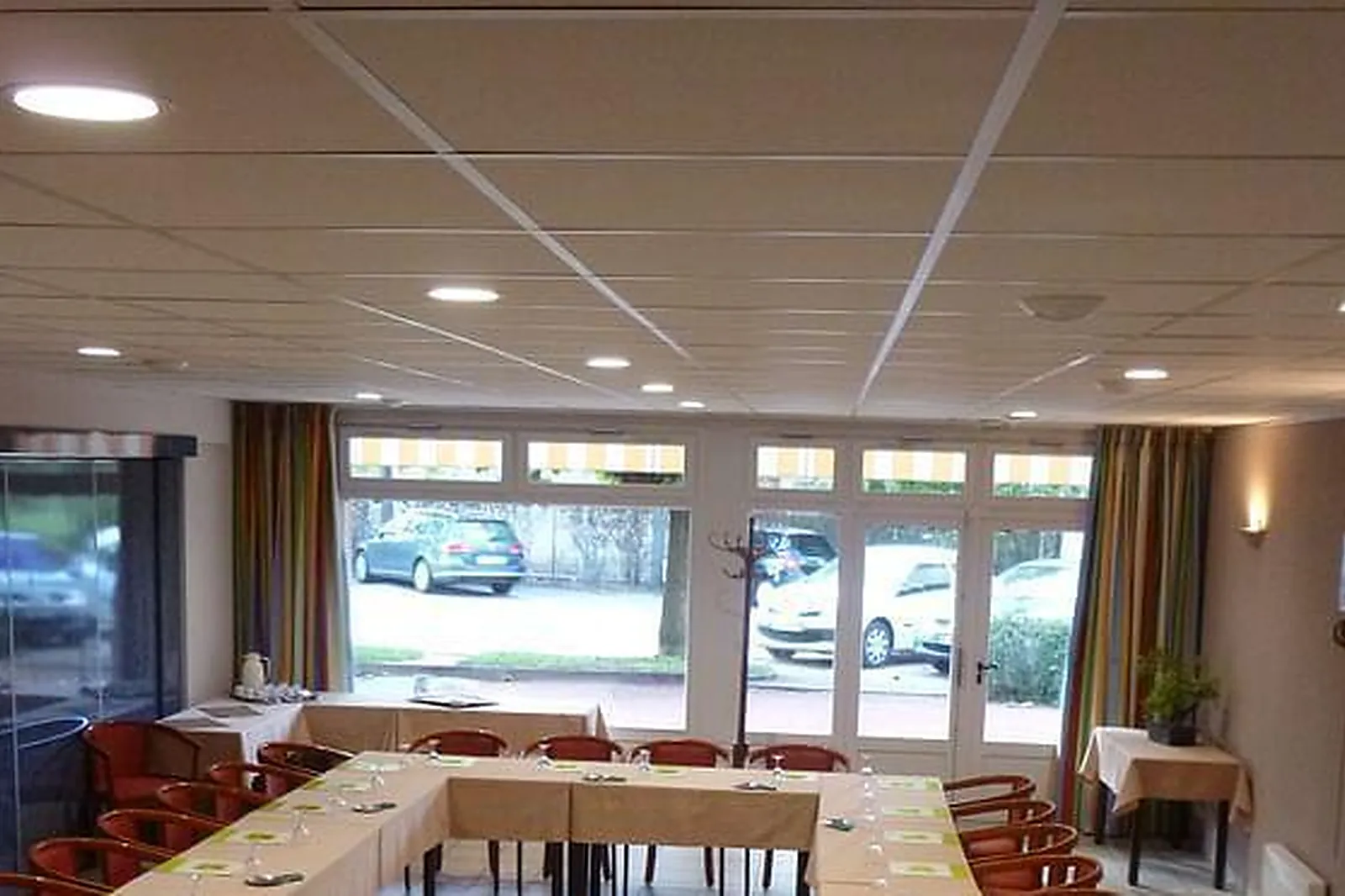 Lieux événementiels, HÔTEL RESTAURANT LE CHATARD