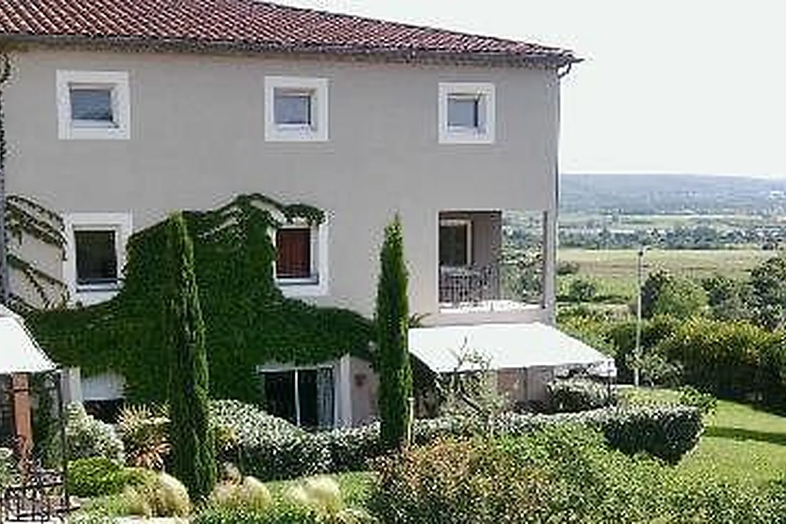 Lieux événementiels, HÔTEL RESTAURANT LE GARDON