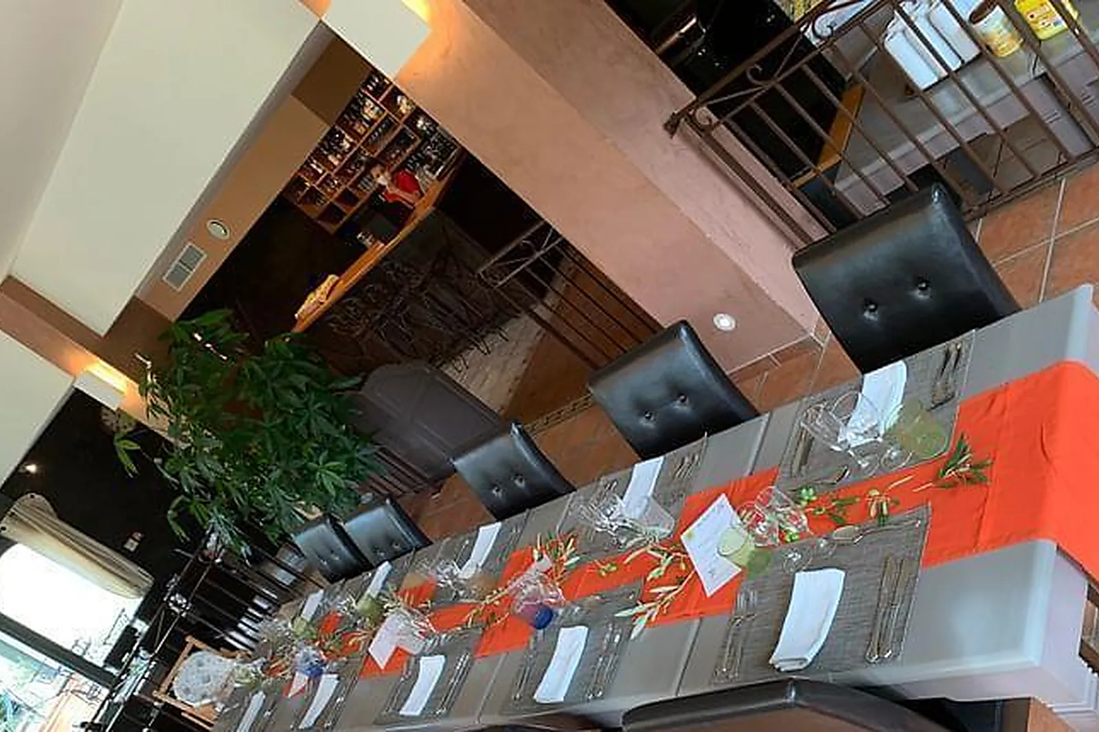 Lieux événementiels, HÔTEL RESTAURANT LE GARDON