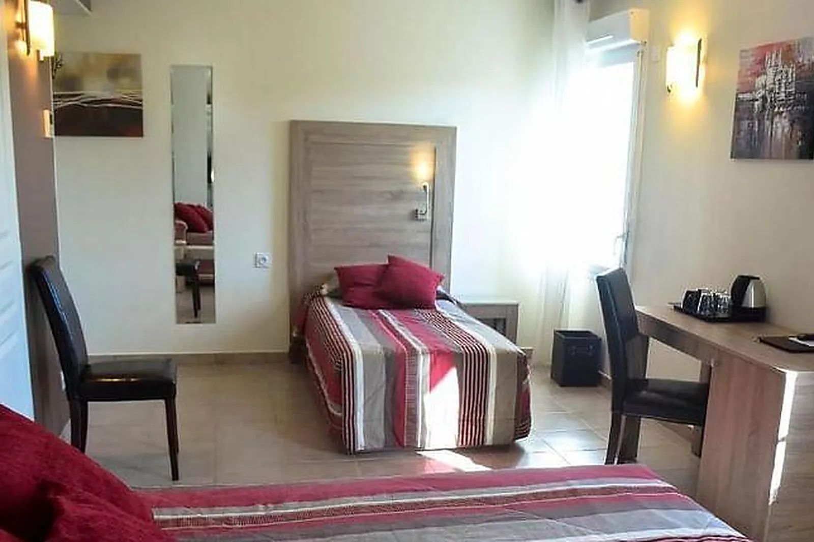 Lieux événementiels, HÔTEL RESTAURANT LE GARDON