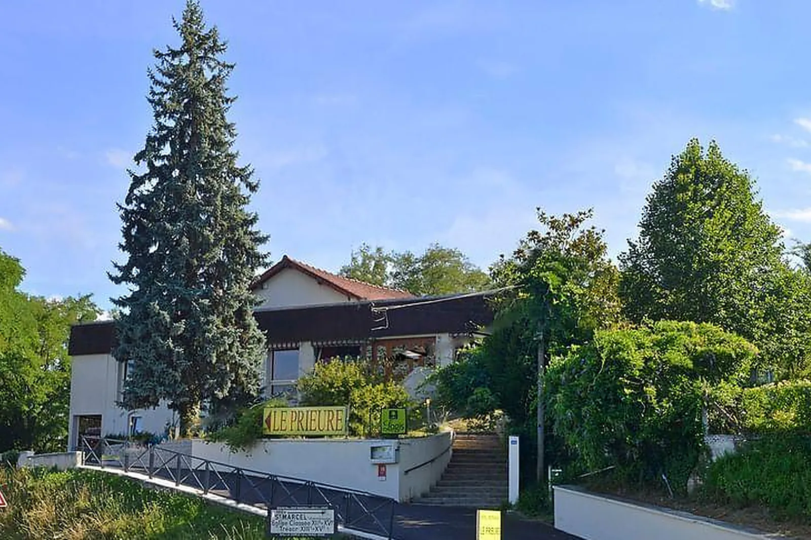 Lieux événementiels, HÔTEL RESTAURANT LE PRIEURÉ