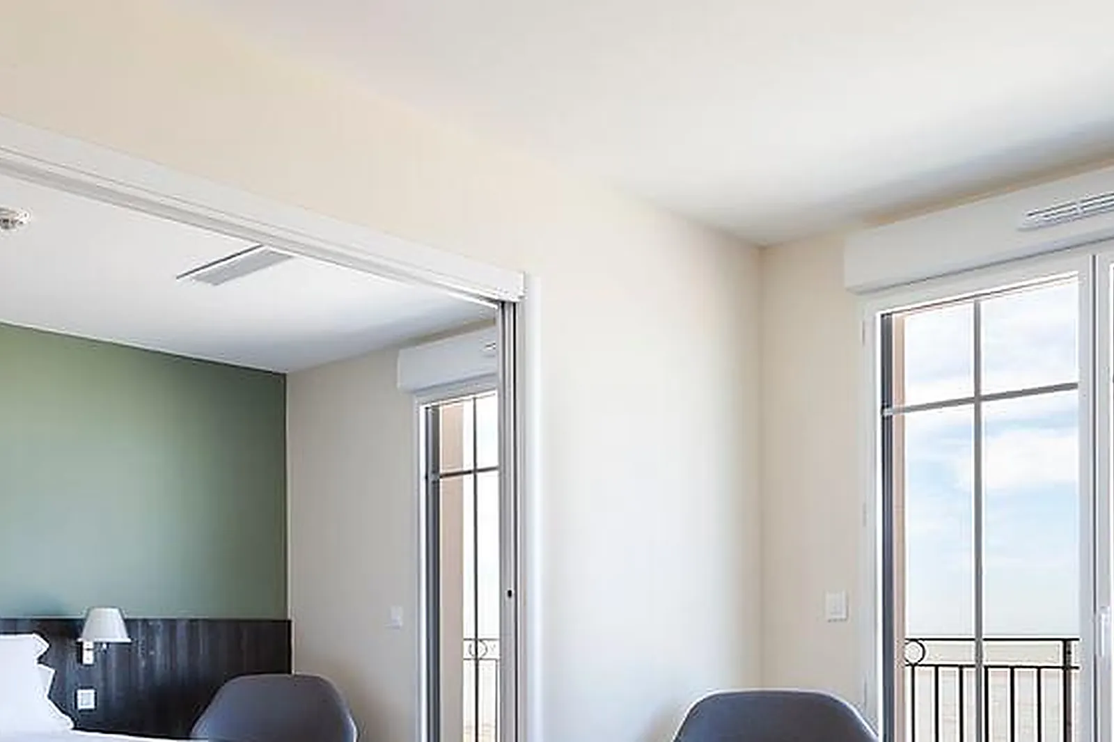 Lieux événementiels, HÔTEL RESTAURANT LES FLOTS****