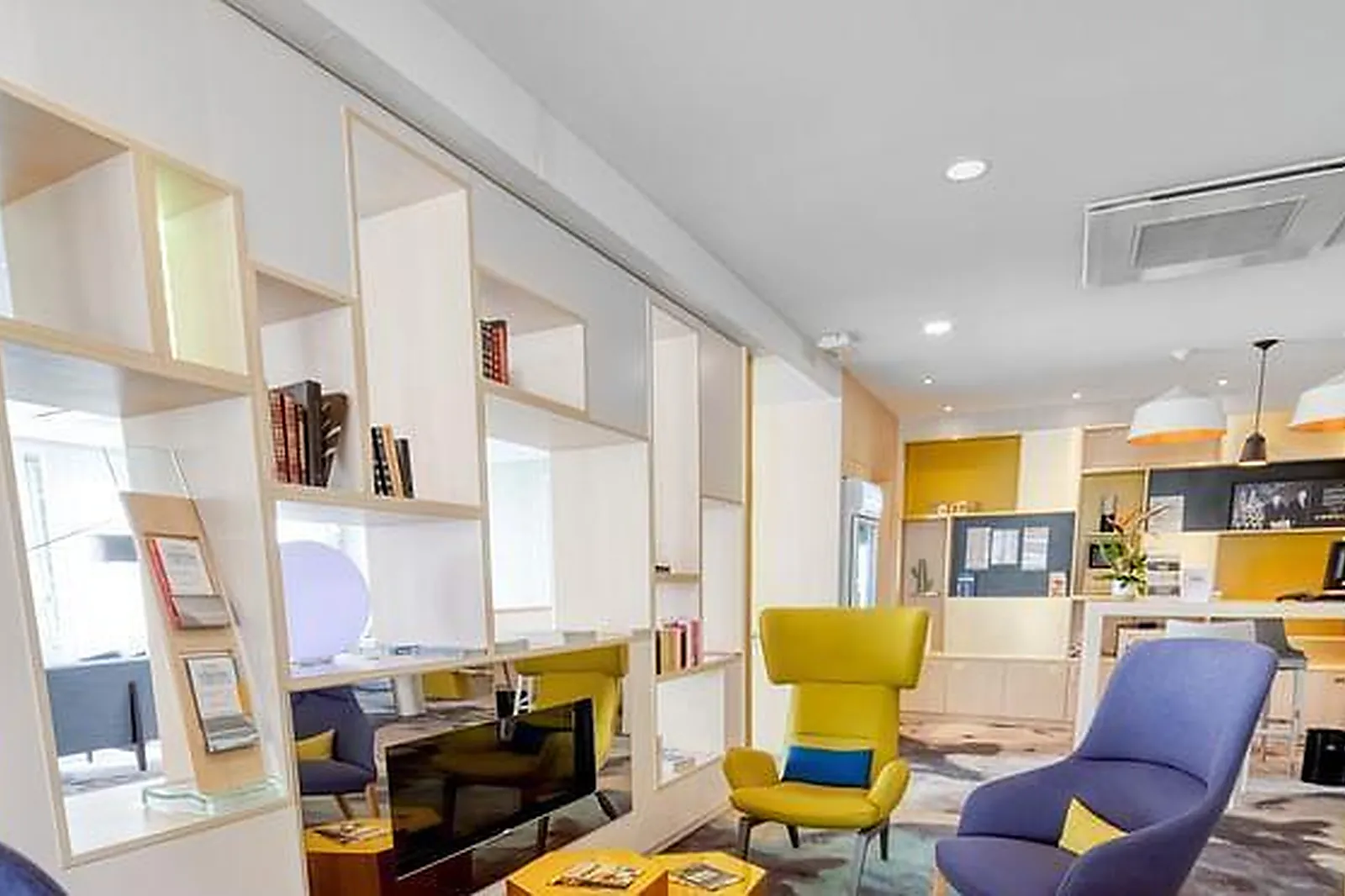 Lieux événementiels, HÔTEL RESTAURANT MERCURE MÂCON BORD DE SAÔNE ****