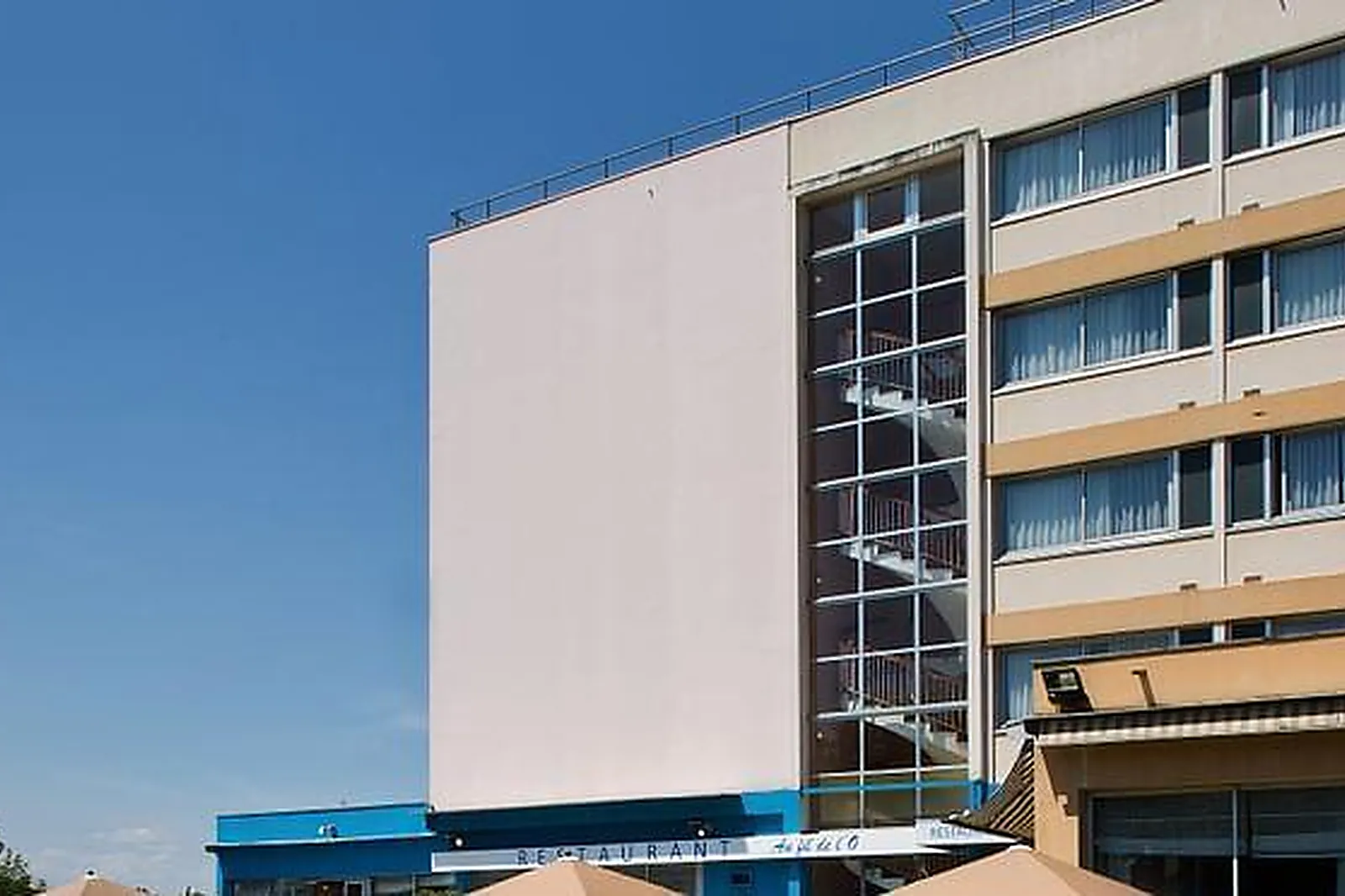 Lieux événementiels, HÔTEL RESTAURANT MERCURE MÂCON BORD DE SAÔNE ****