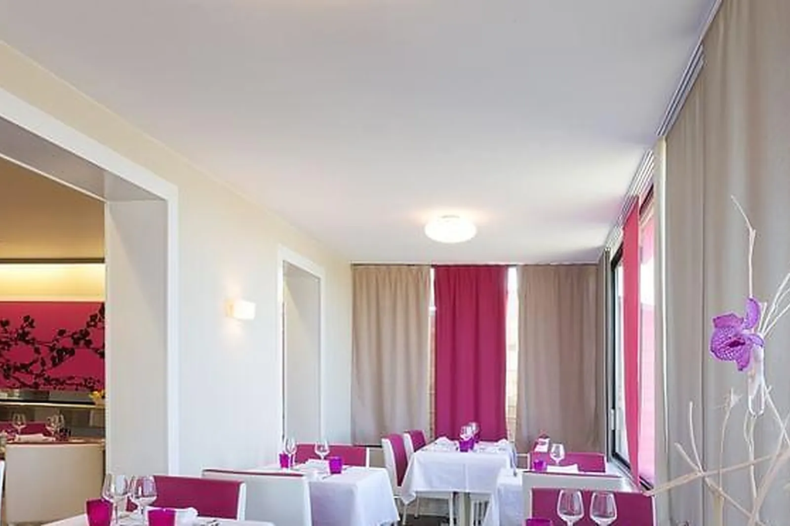 Lieux événementiels, HÔTEL RESTAURANT THE ORIGINALS ALIZEA***