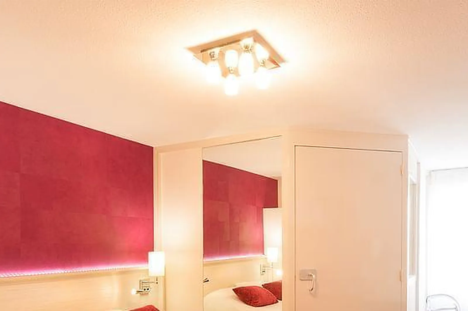 Lieux événementiels, HÔTEL RESTAURANT THE ORIGINALS ALIZEA***