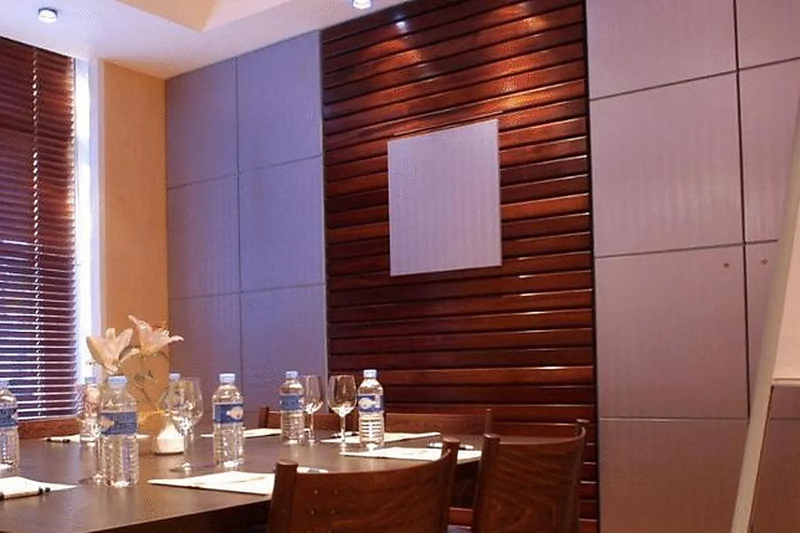 Lieux événementiels, HÔTEL RESTAURANT L'HIRONDELLE