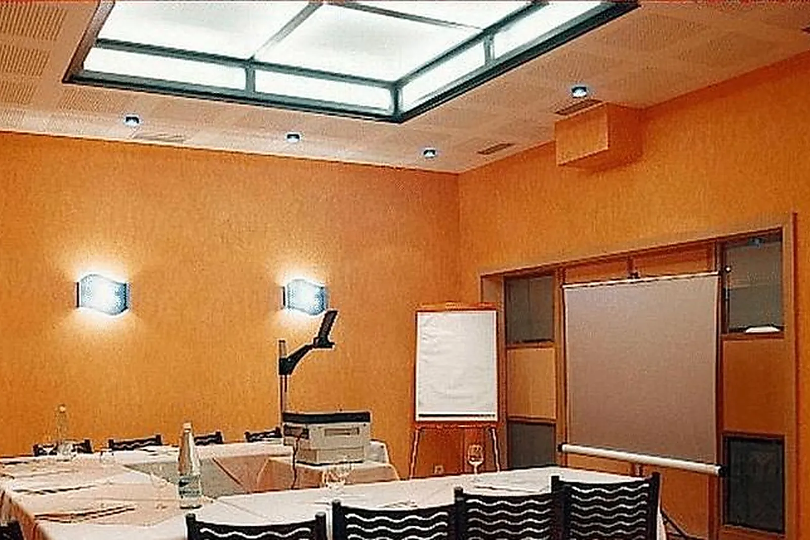 Lieux événementiels, HÔTEL RESTAURANT L'HIRONDELLE