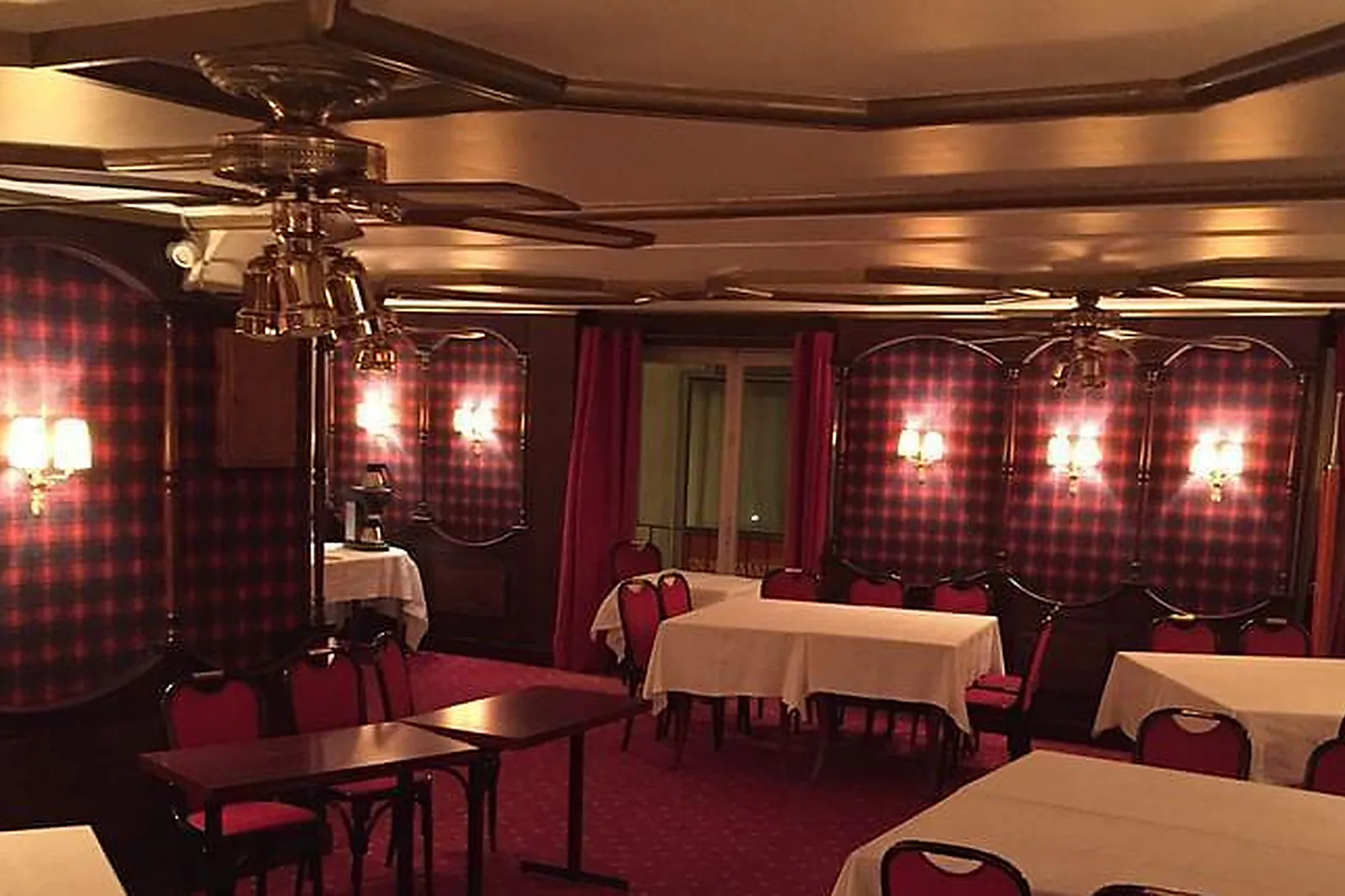 Lieux événementiels, HÔTEL RESTAURANT LES ARCADES *** DIEPPE