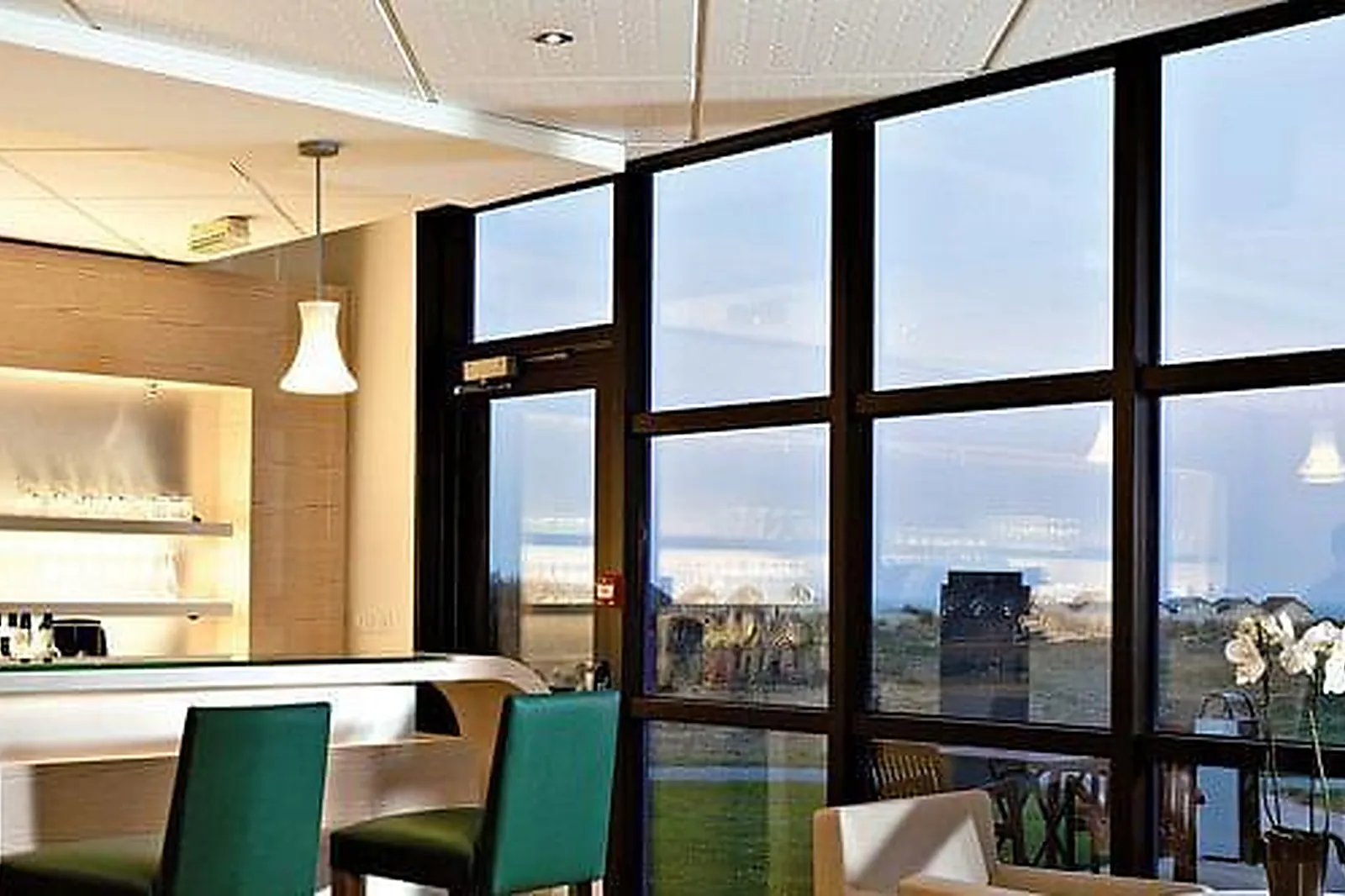 Lieux événementiels, HÔTEL RIVA BELLA THALAZUR ****