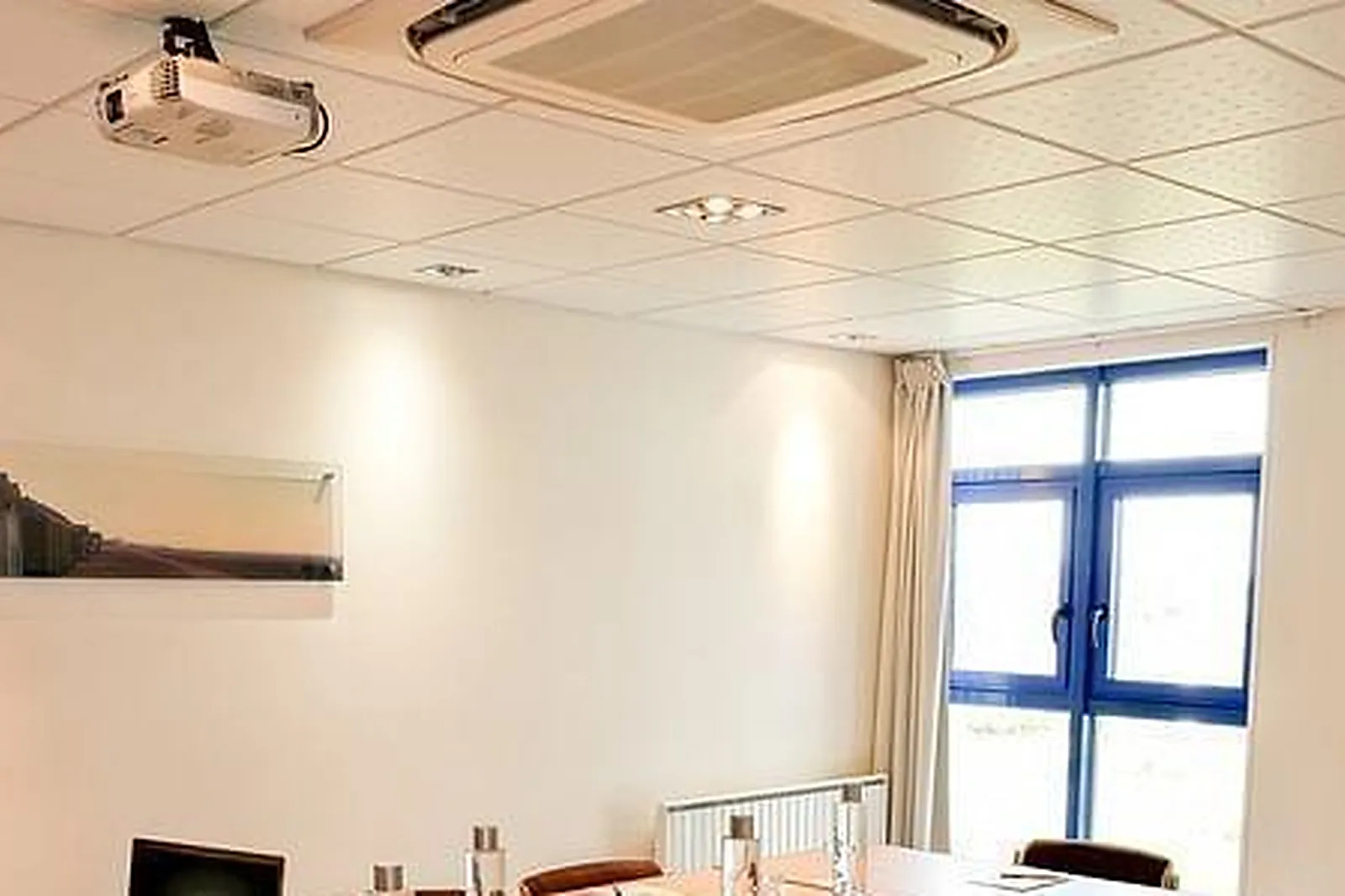 Lieux événementiels, HÔTEL RIVA BELLA THALAZUR ****