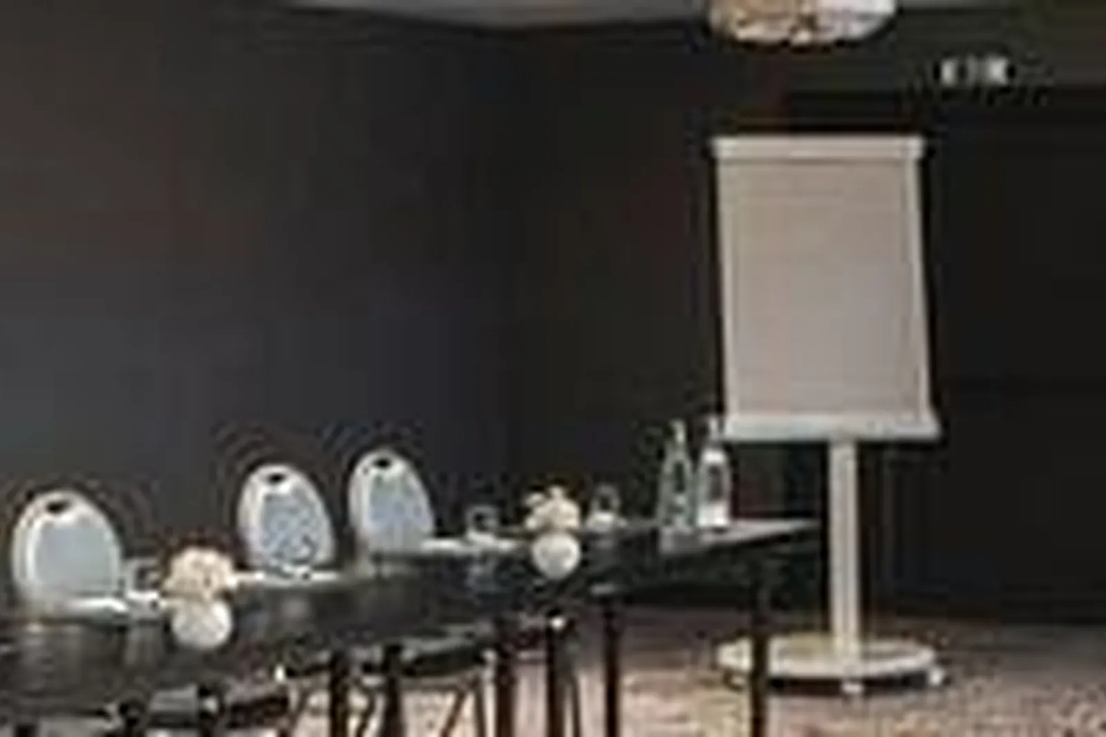 Lieux événementiels, LE CHALET DES ABBESSES