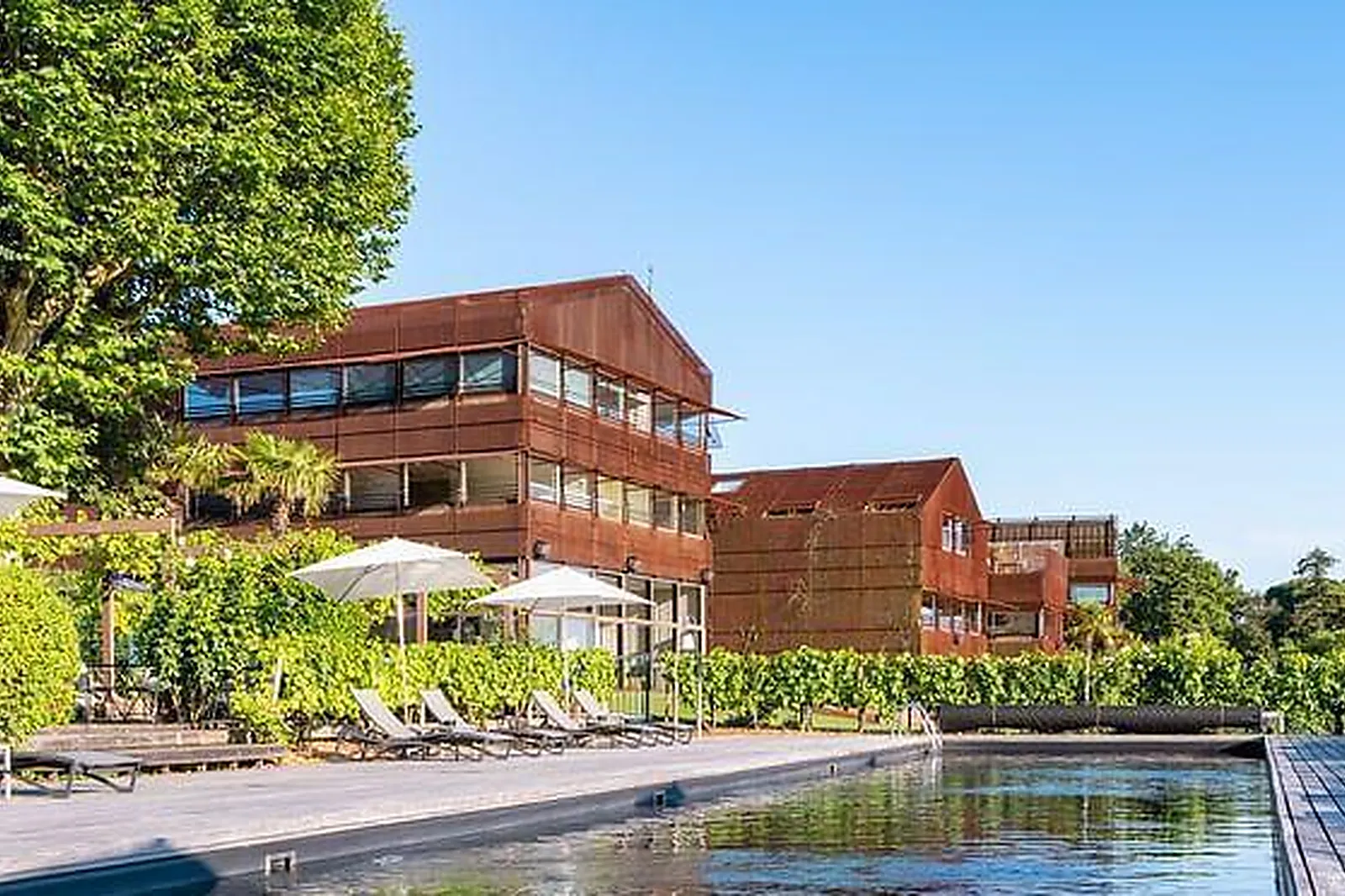 Lieux événementiels, HÔTEL SAINT-JAMES BOULIAC ****