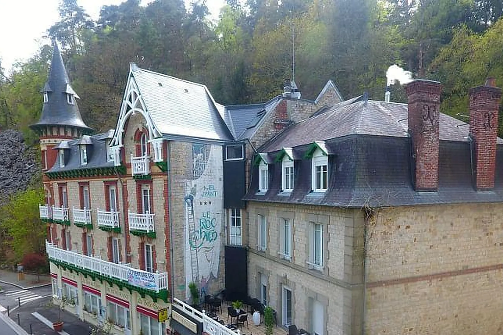 Lieux événementiels, HÔTEL SPA LE ROC AU CHIEN***