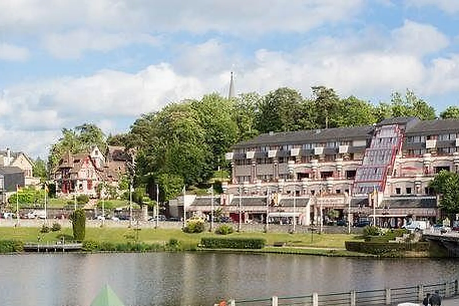 Lieux événementiels, HÔTEL SPA DU BÉRYL