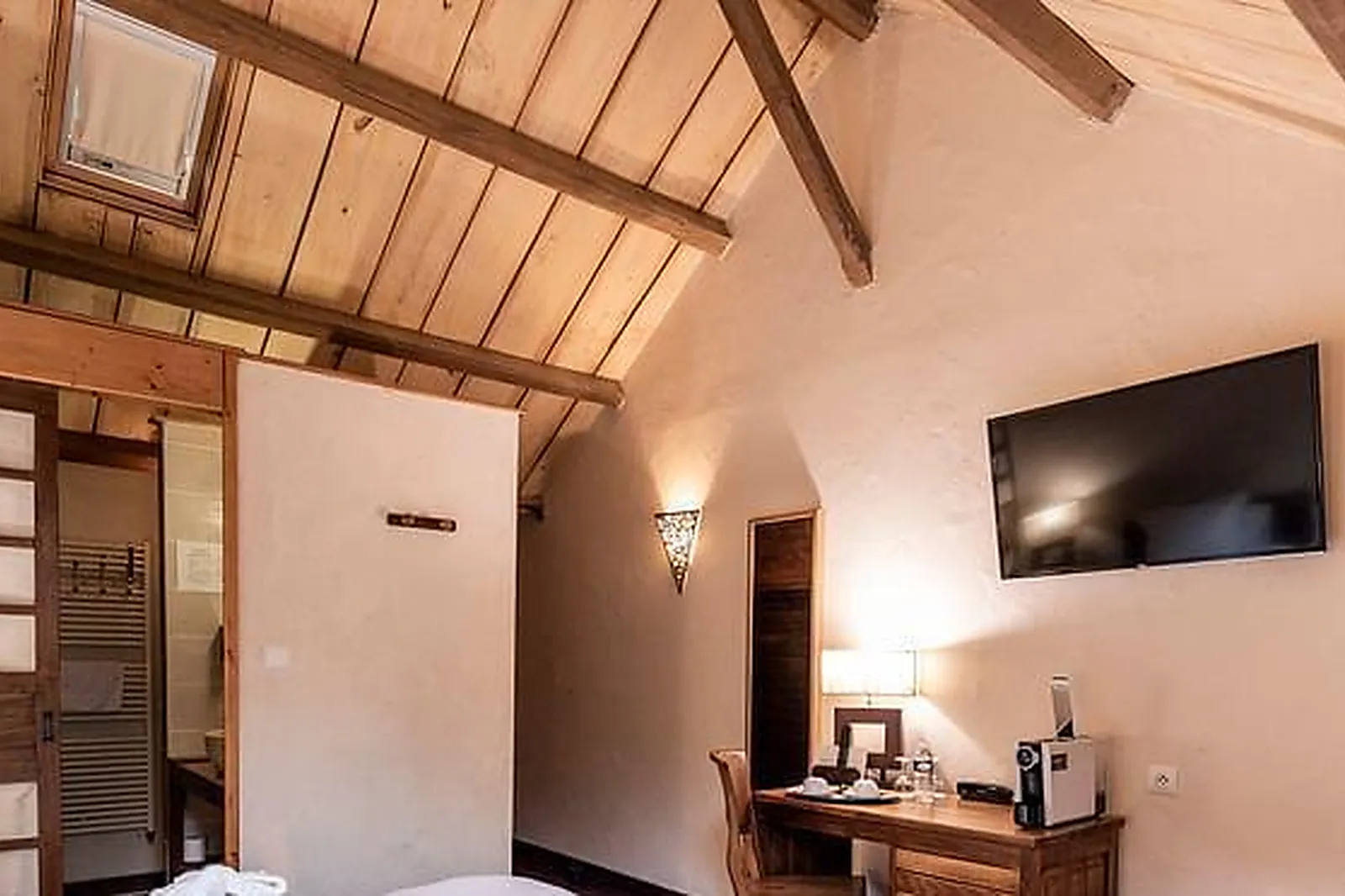 Lieux événementiels, HÔTEL THE ORIGINALS MANOIR DES INDES ****