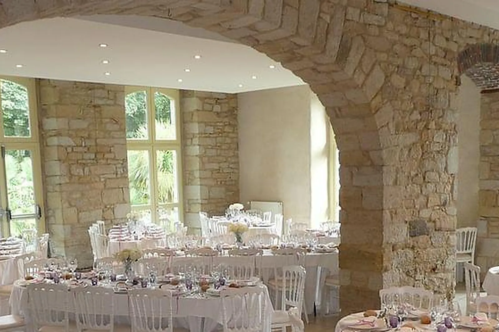 Lieux événementiels, HÔTEL THE ORIGINALS MANOIR DES INDES ****