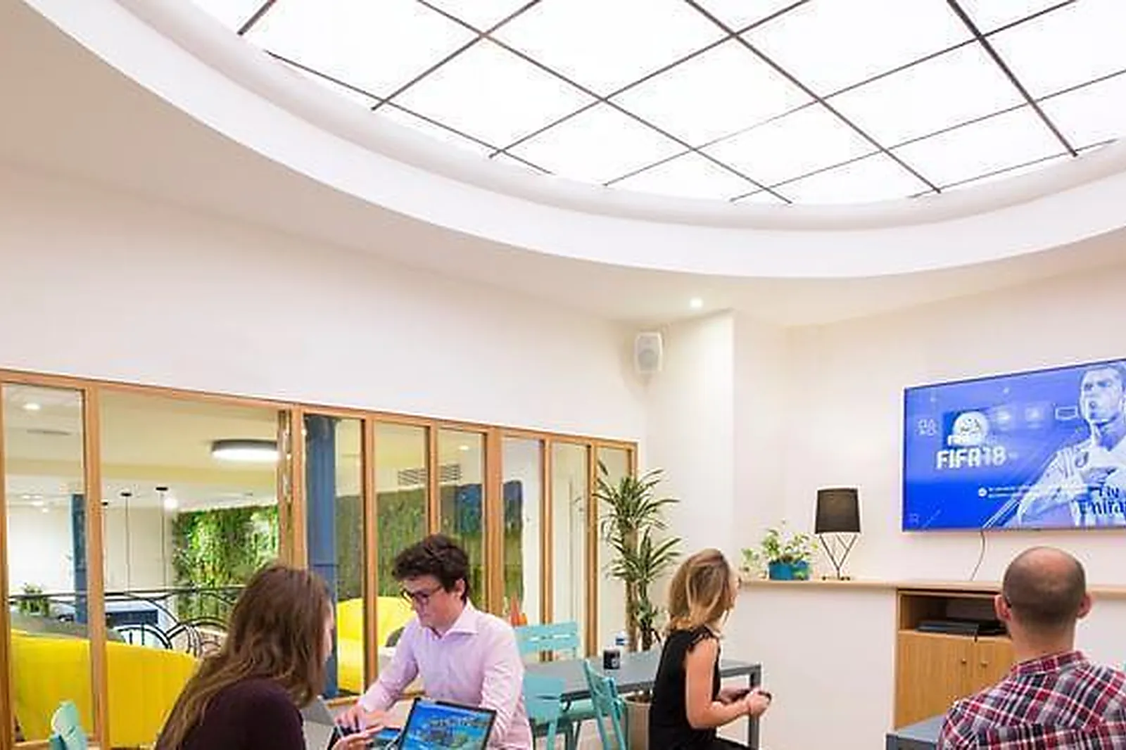 Lieux événementiels, MICKAEL-COACHING