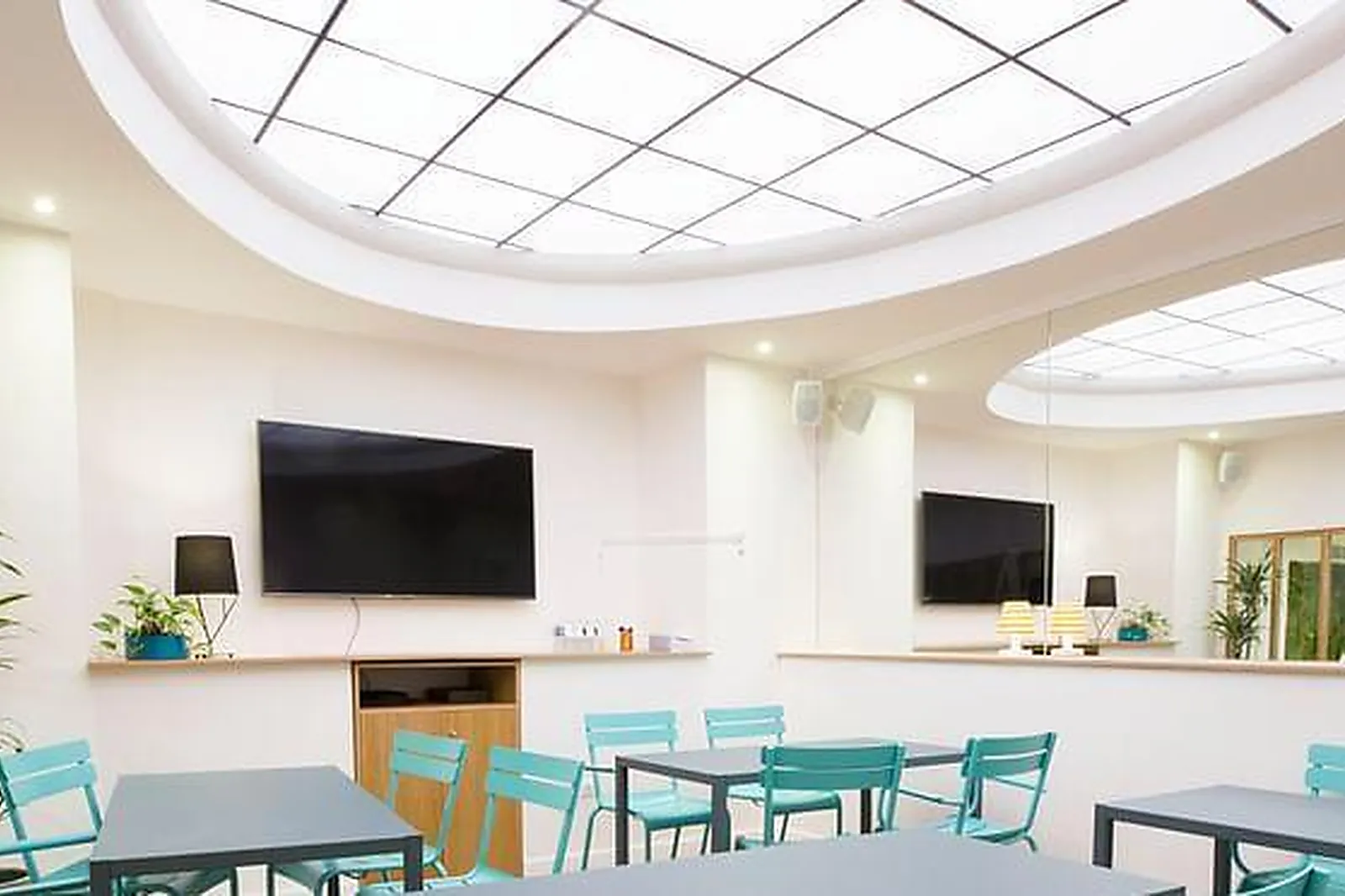 Lieux événementiels, MICKAEL-COACHING