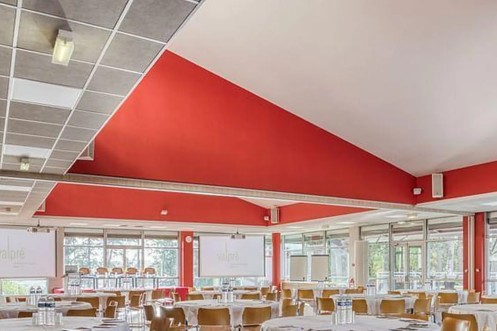 Lieux événementiels, HÔTEL VALPRÉ ***