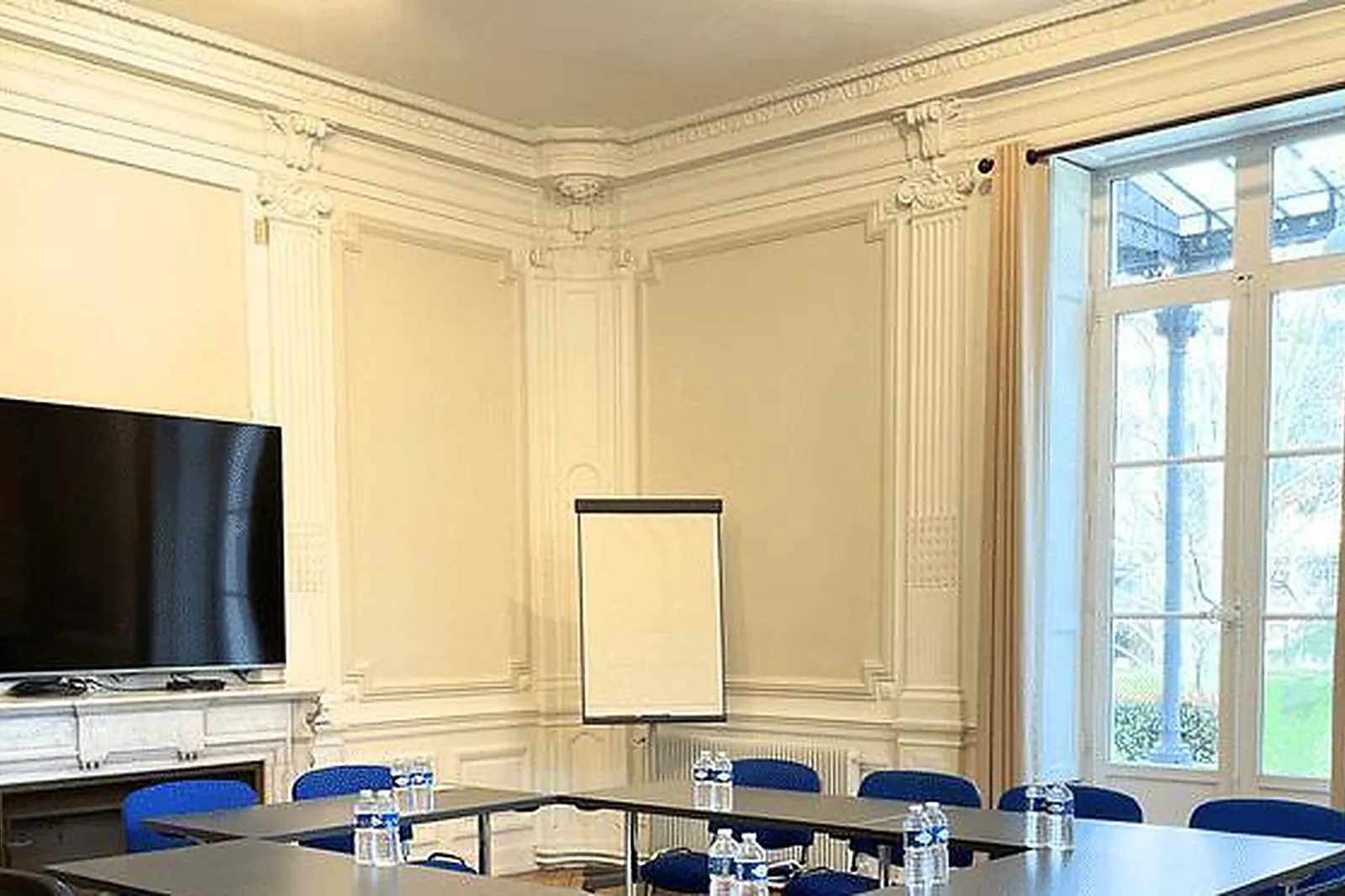 Lieux événementiels, HÔTEL VALPRÉ ***