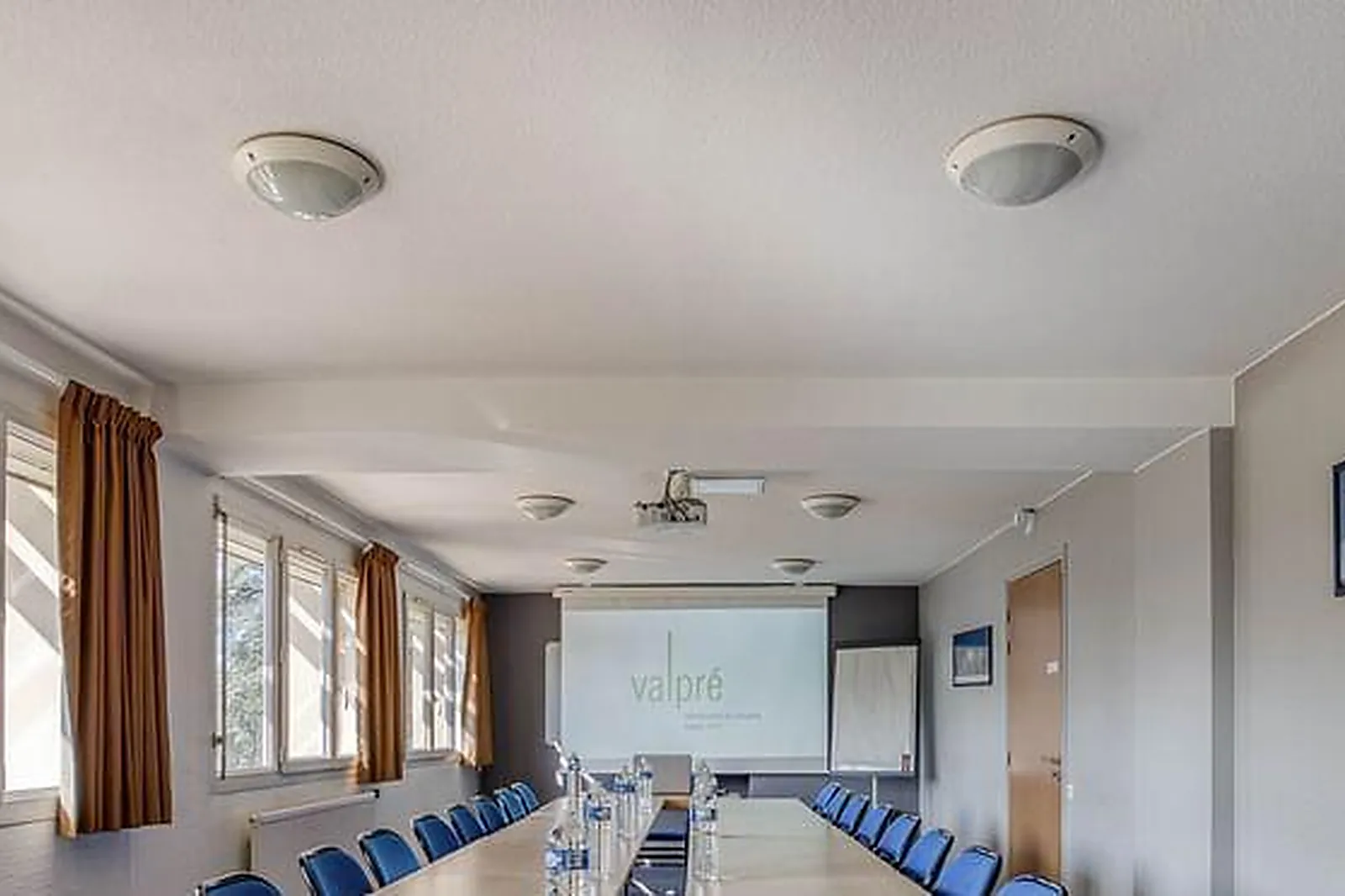 Lieux événementiels, HÔTEL VALPRÉ ***