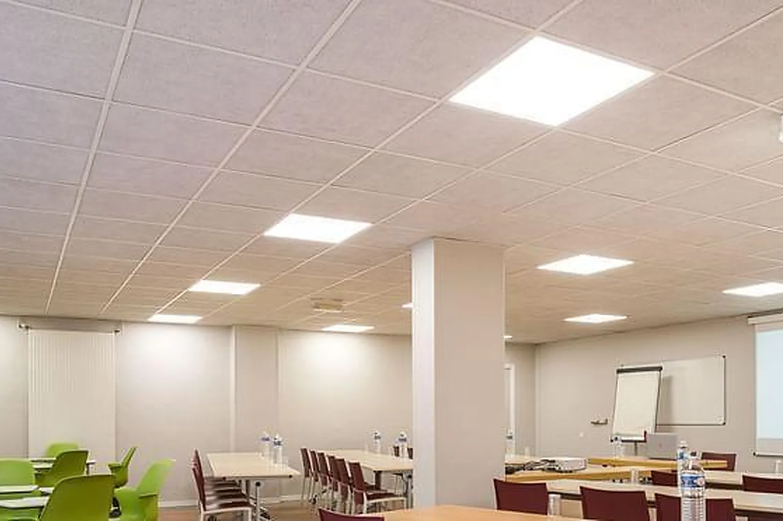 Lieux événementiels, HÔTEL VALPRÉ ***