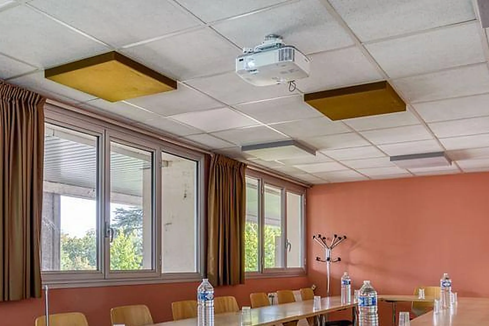 Lieux événementiels, HÔTEL VALPRÉ ***