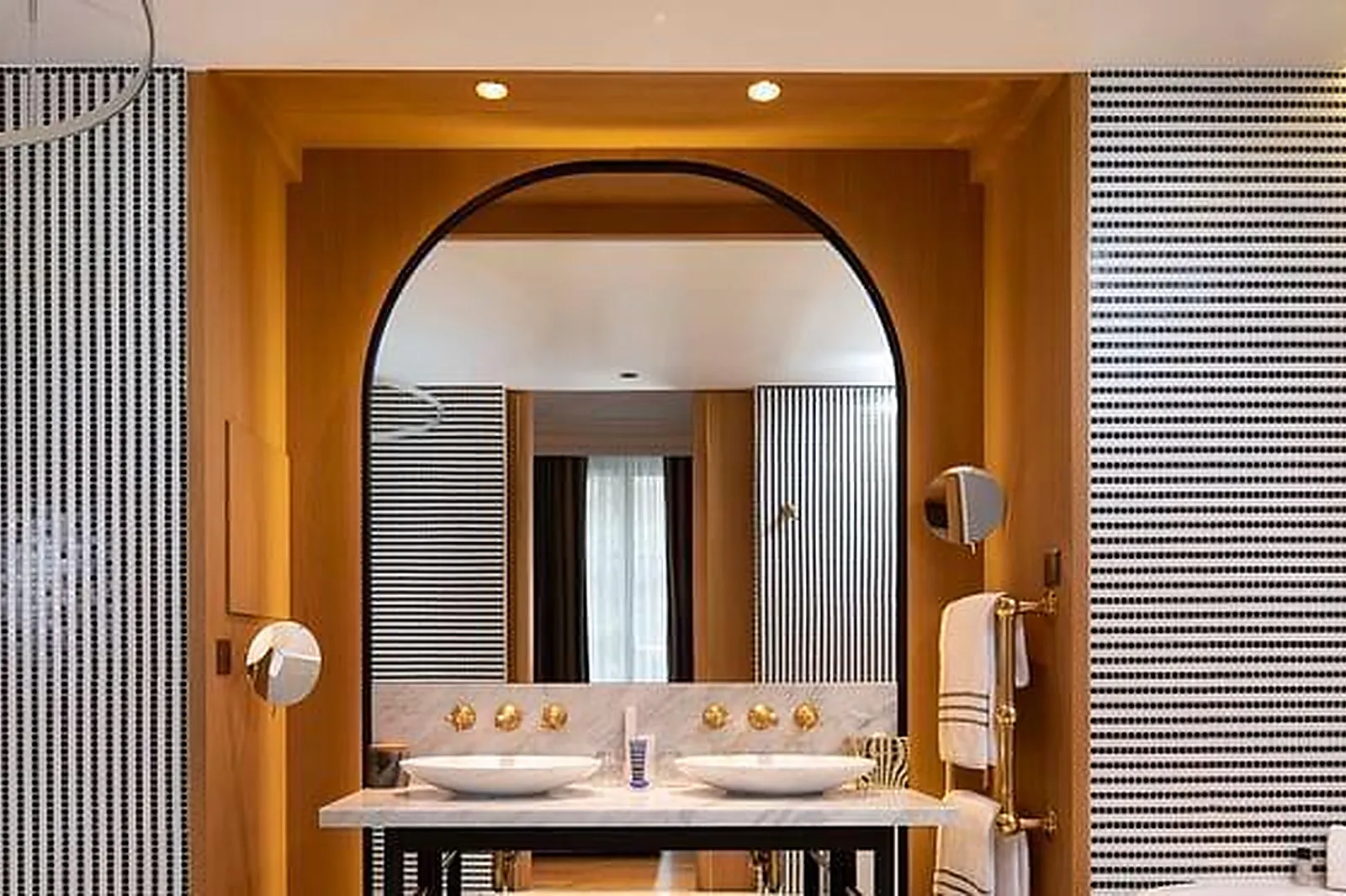 Lieux événementiels, HÔTEL VERNET *****