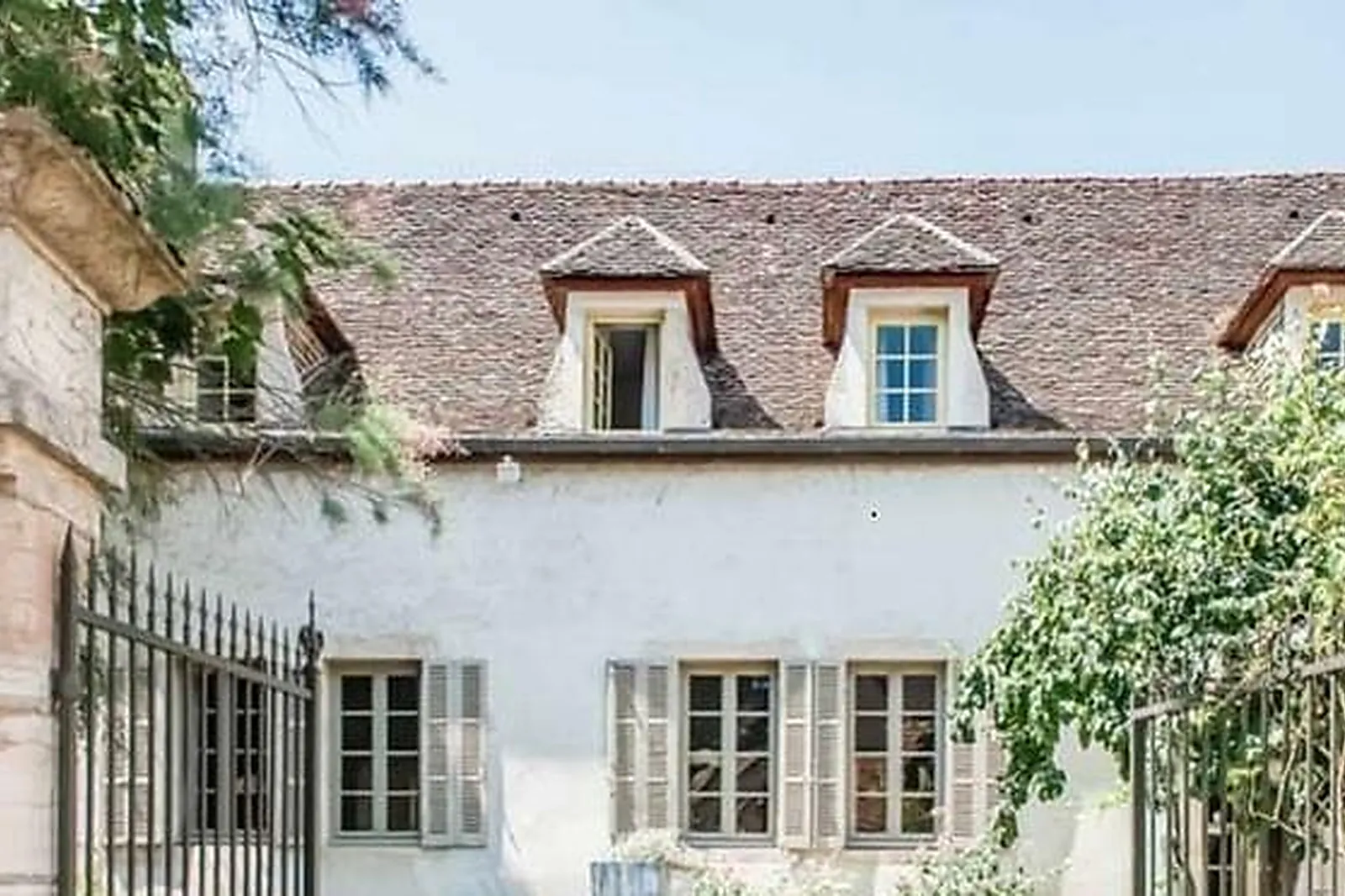 Lieux événementiels, HÔTEL VILLA LOUISE ***