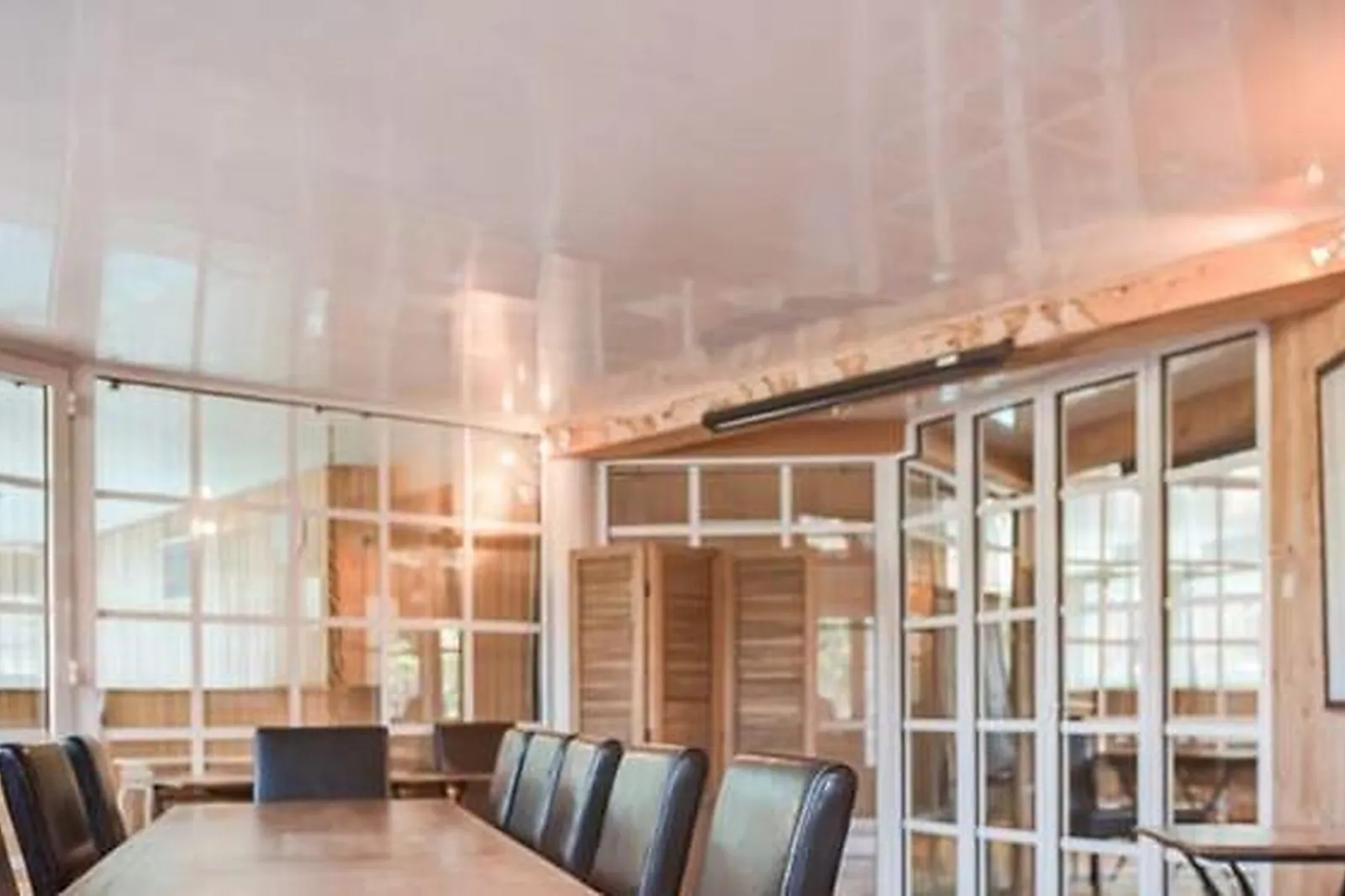 Lieux événementiels, HÔTEL VILLA LOUISE ***