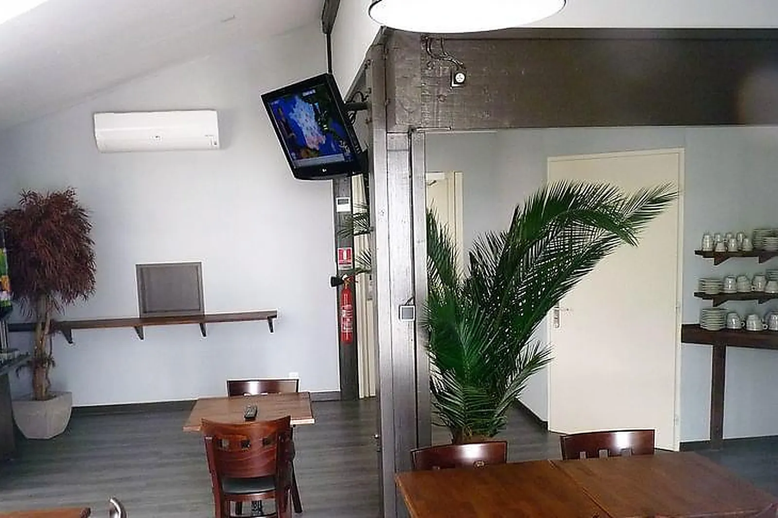 Lieux événementiels, HÔTEL WOOD INN