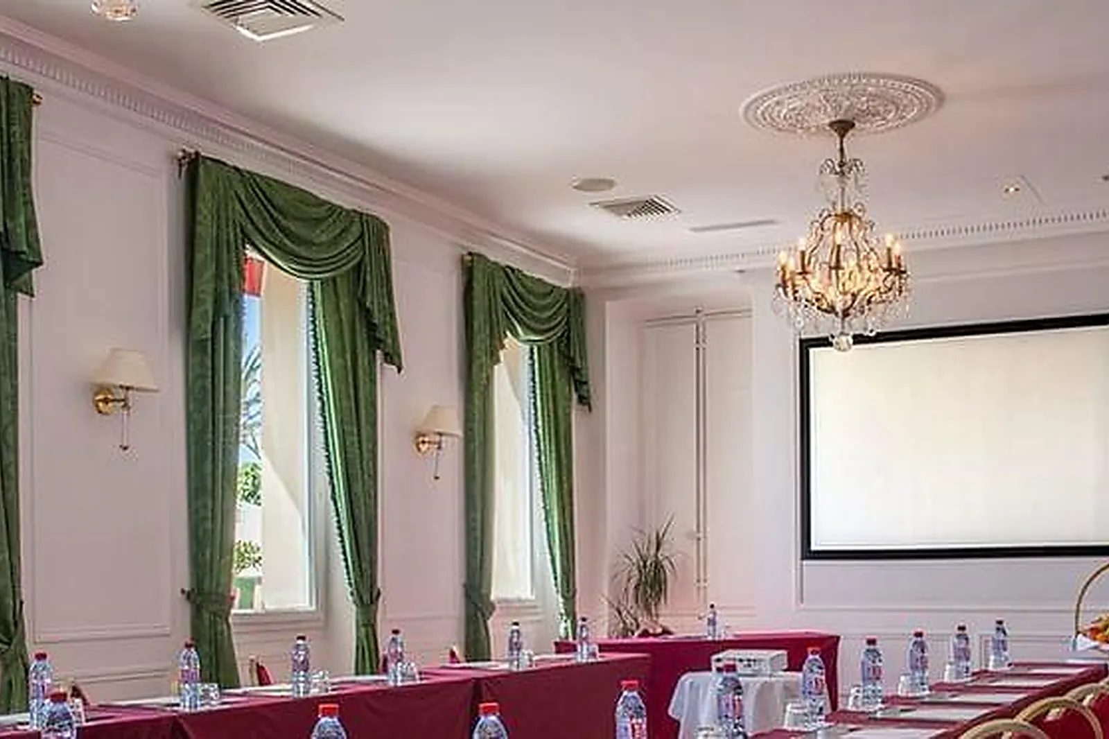 Lieux événementiels, LE CERCLE MORENO