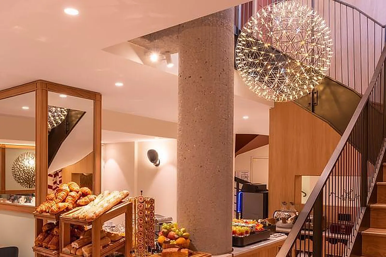 Lieux événementiels, HÔTEL YLLEN EIFFEL