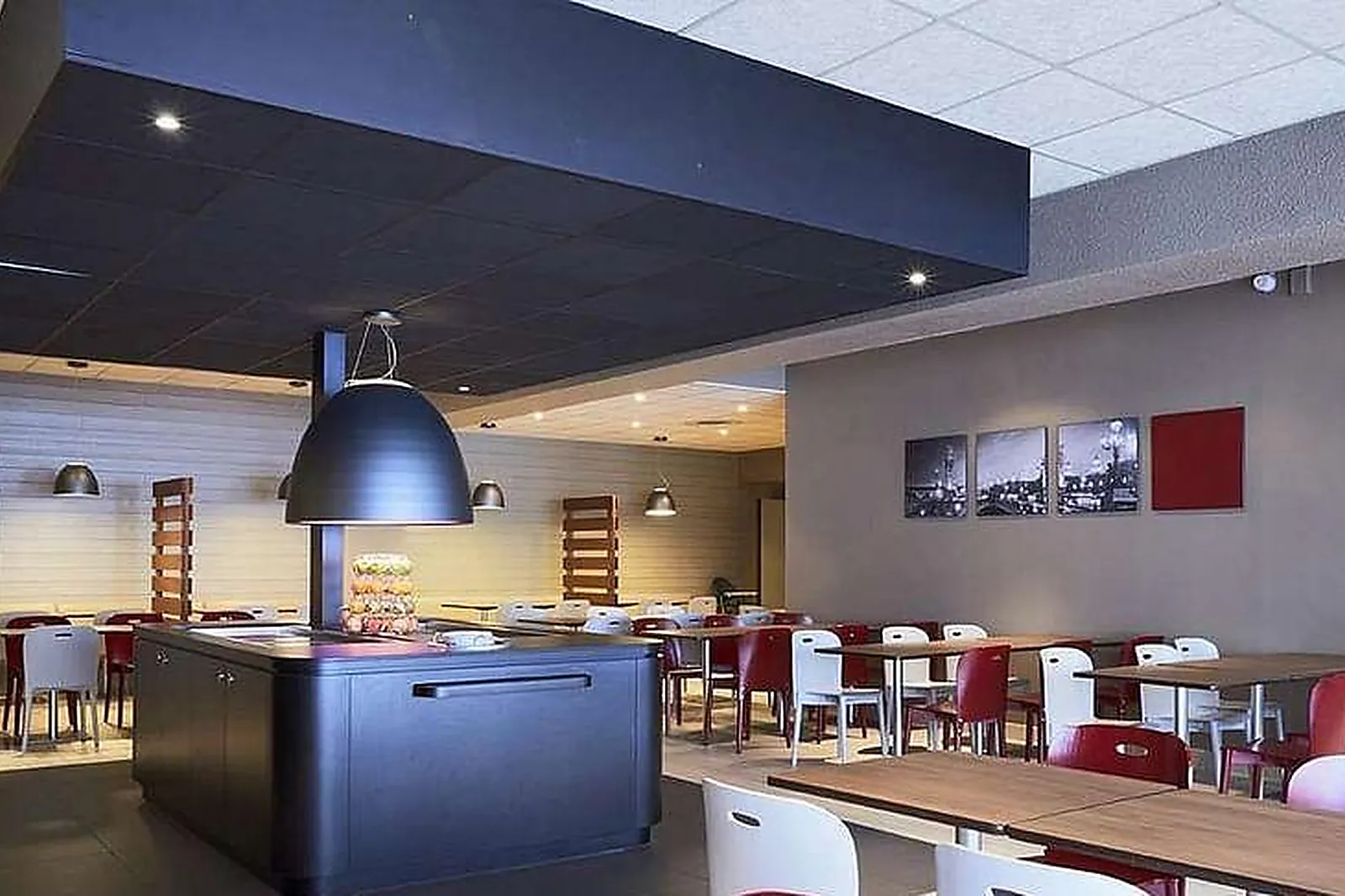 Lieux événementiels, HÔTEL CAMPANILE PANTIN