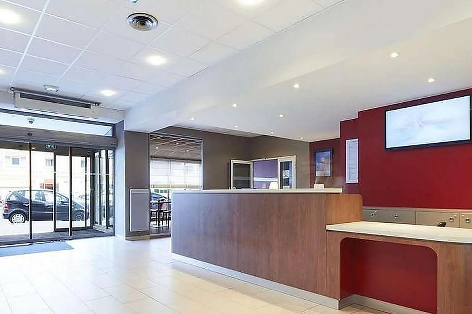 Lieux événementiels, HÔTEL CAMPANILE PANTIN