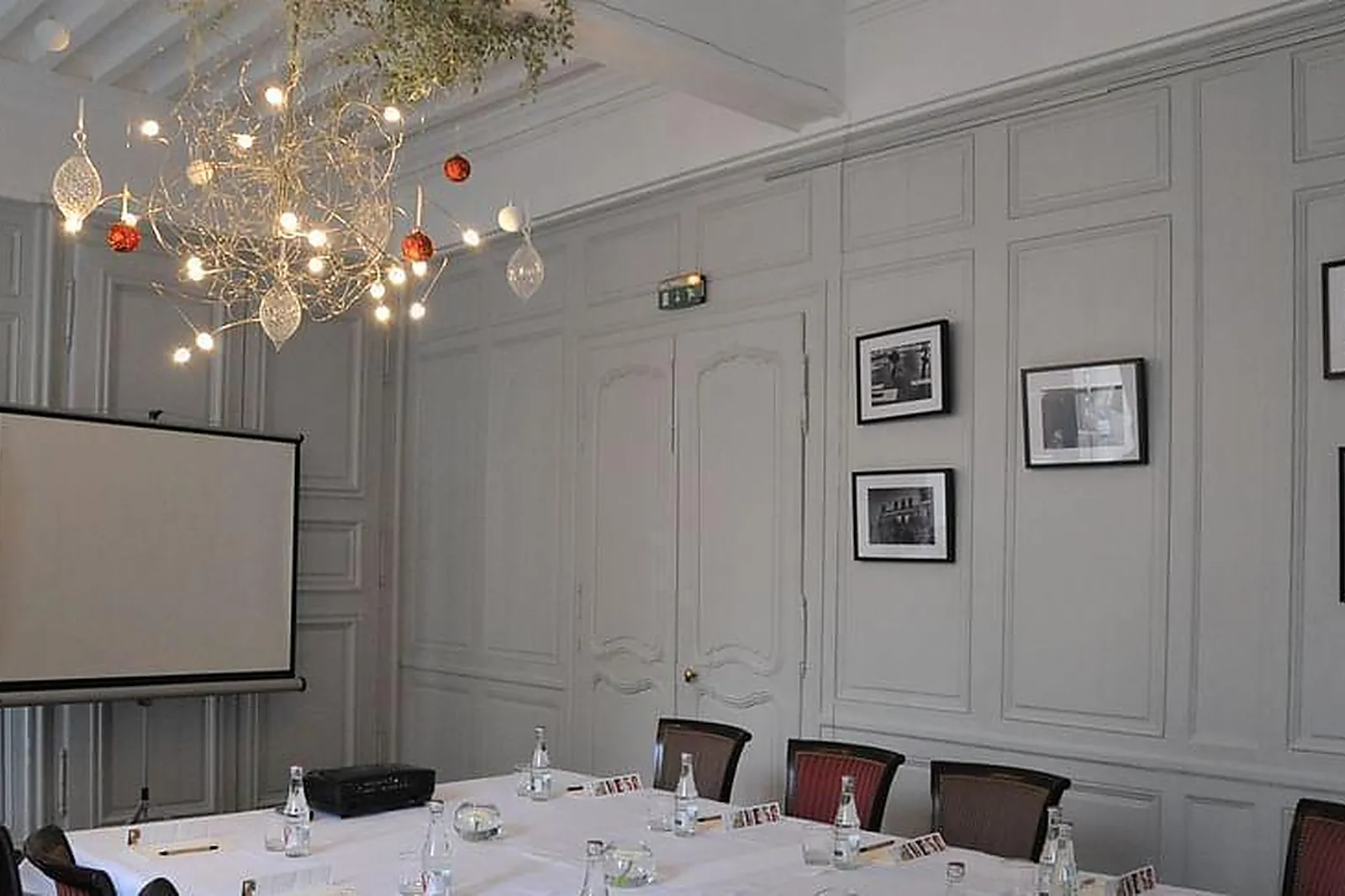 Lieux événementiels, HÔTEL D'HAUSSONVILLE ****