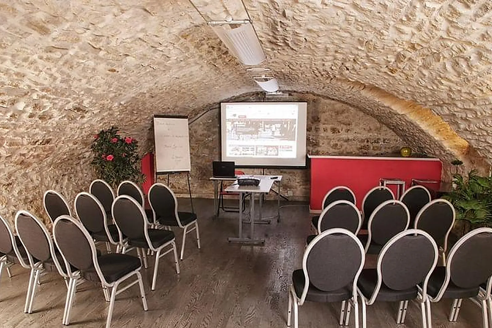 Lieux événementiels, HÔTEL D'HAUSSONVILLE ****