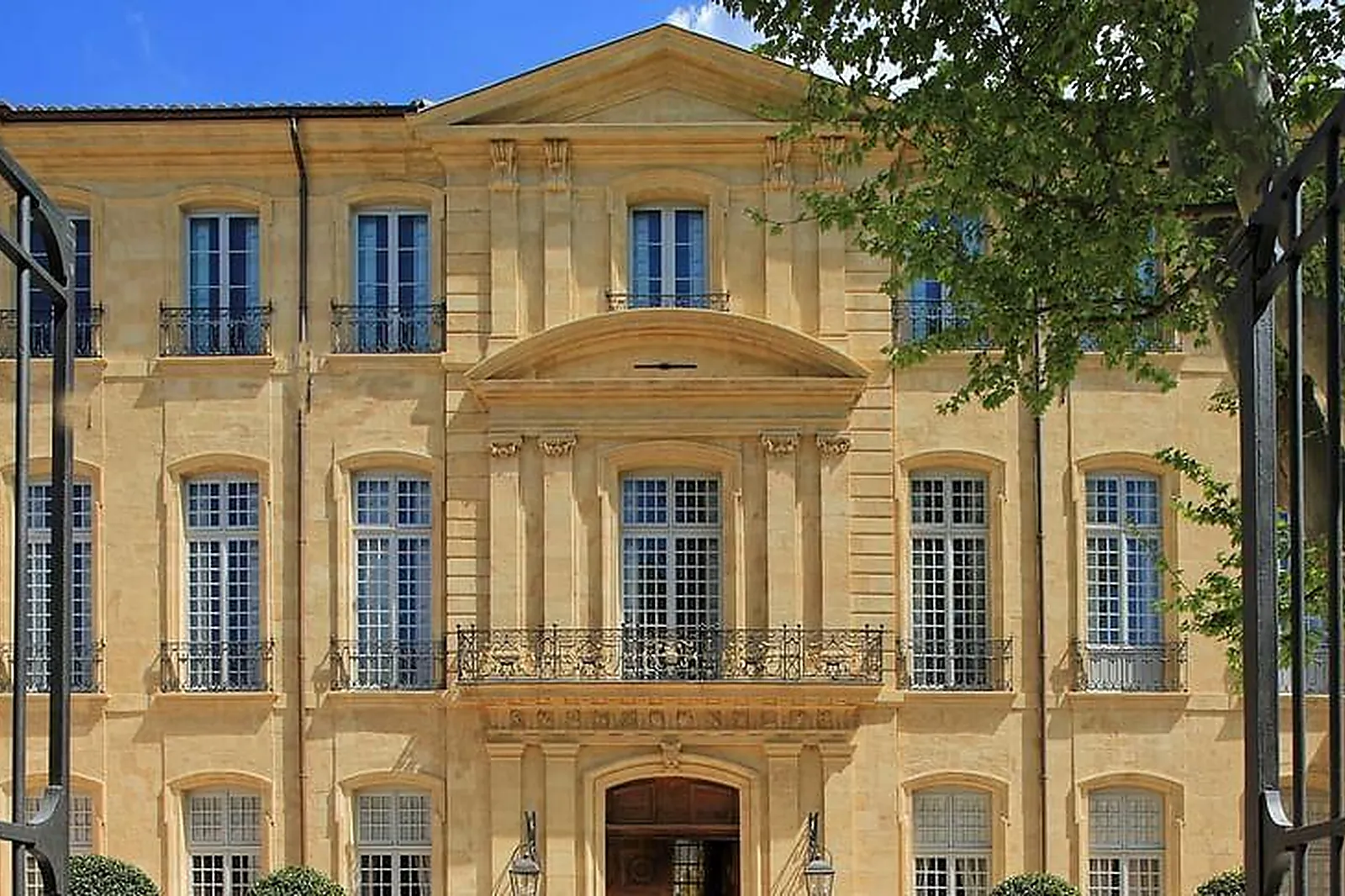 Lieux événementiels, HÔTEL DE CAUMONT CENTRE D'ART