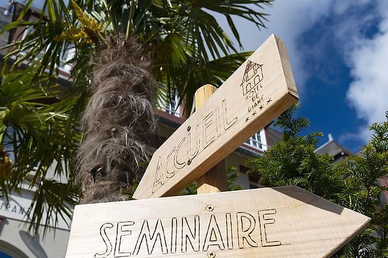 Lieux événementiels, HÔTEL DE DIANE ****