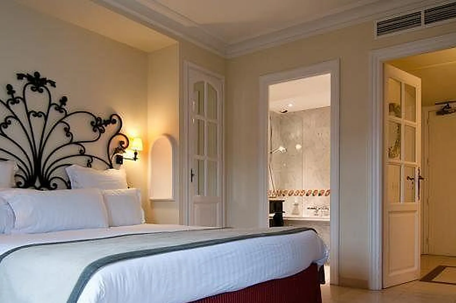 Lieux événementiels, IBIS STYLES PARIS PORTE D'ORLÉANS ***